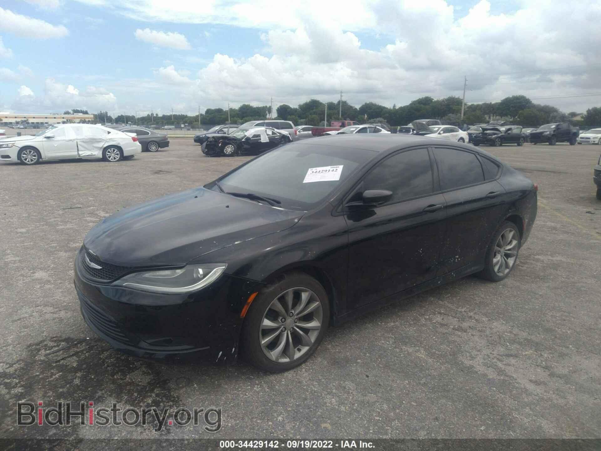 2016 CHRYSLER 200 - VIN: 1C3CCCBB8GN130131 - Фото 2