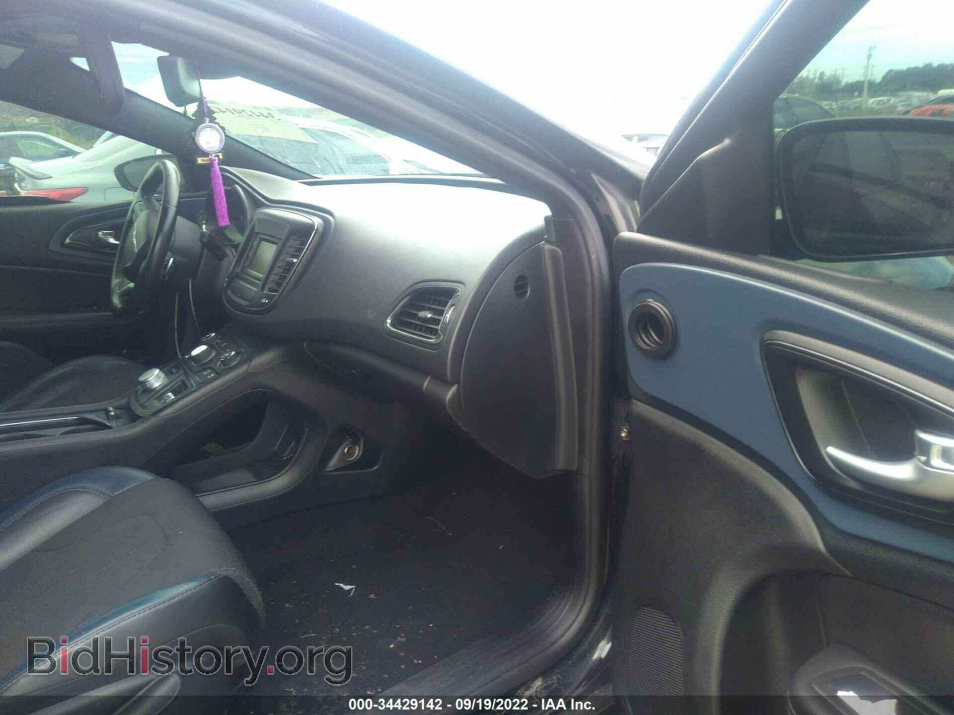 2016 CHRYSLER 200 - VIN: 1C3CCCBB8GN130131 - Фото 5