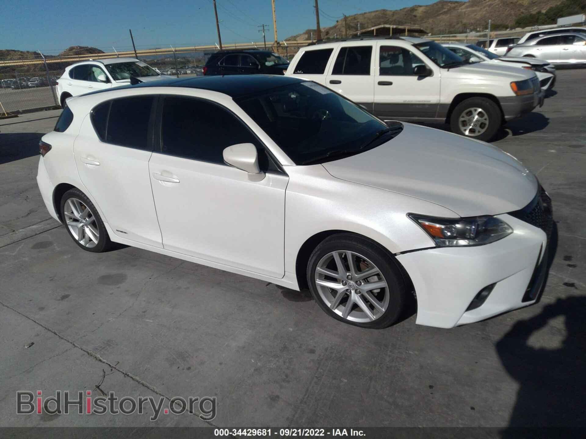 Фотография JTHKD5BH4H2281005 - LEXUS CT 2017