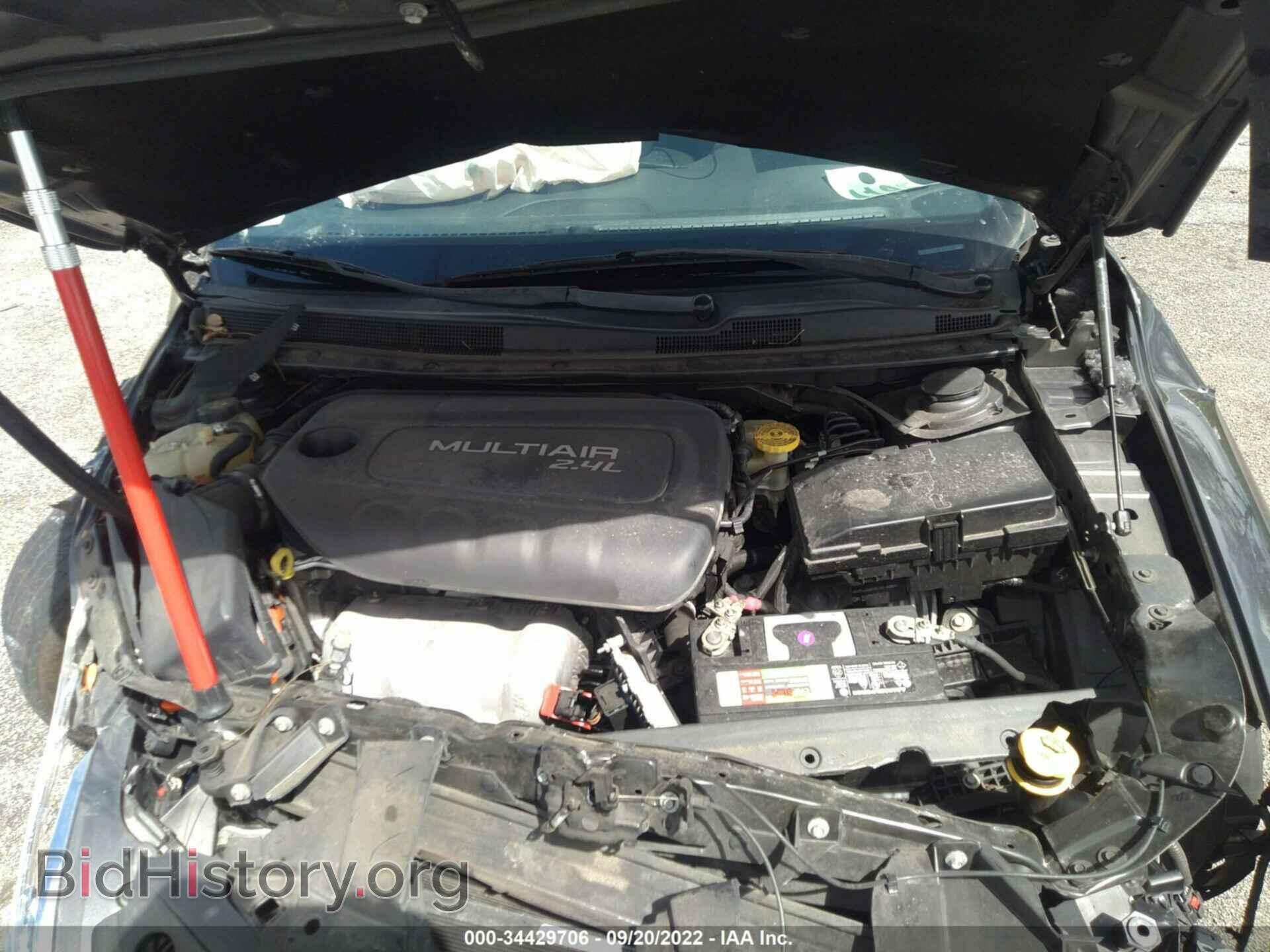 2015 CHRYSLER 200 - VIN: 1C3CCCAB8FN693485 - Фото 10