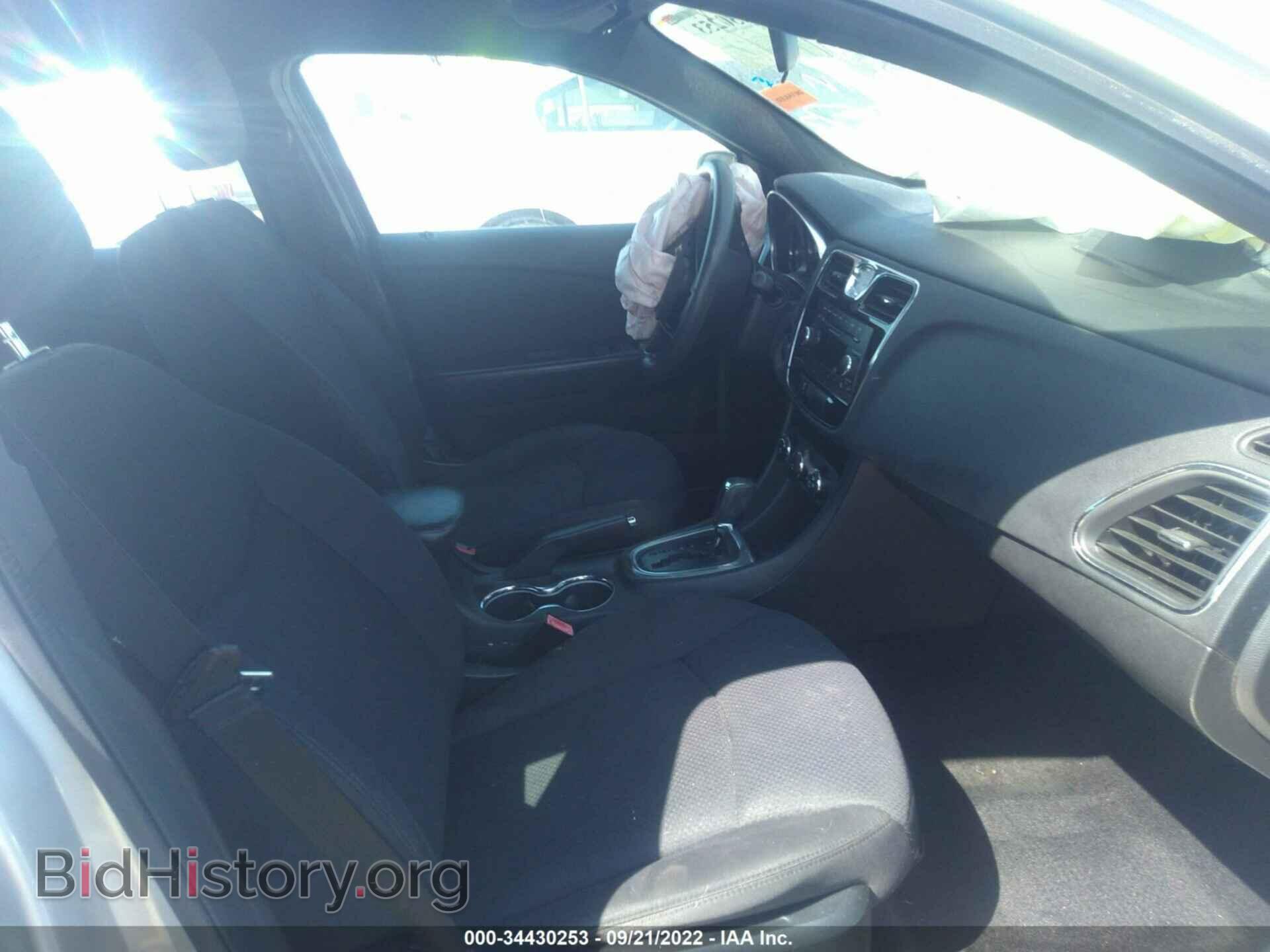 2012 CHRYSLER 200 - VIN: 1C3CCBAB7CN226273 - Фото 5