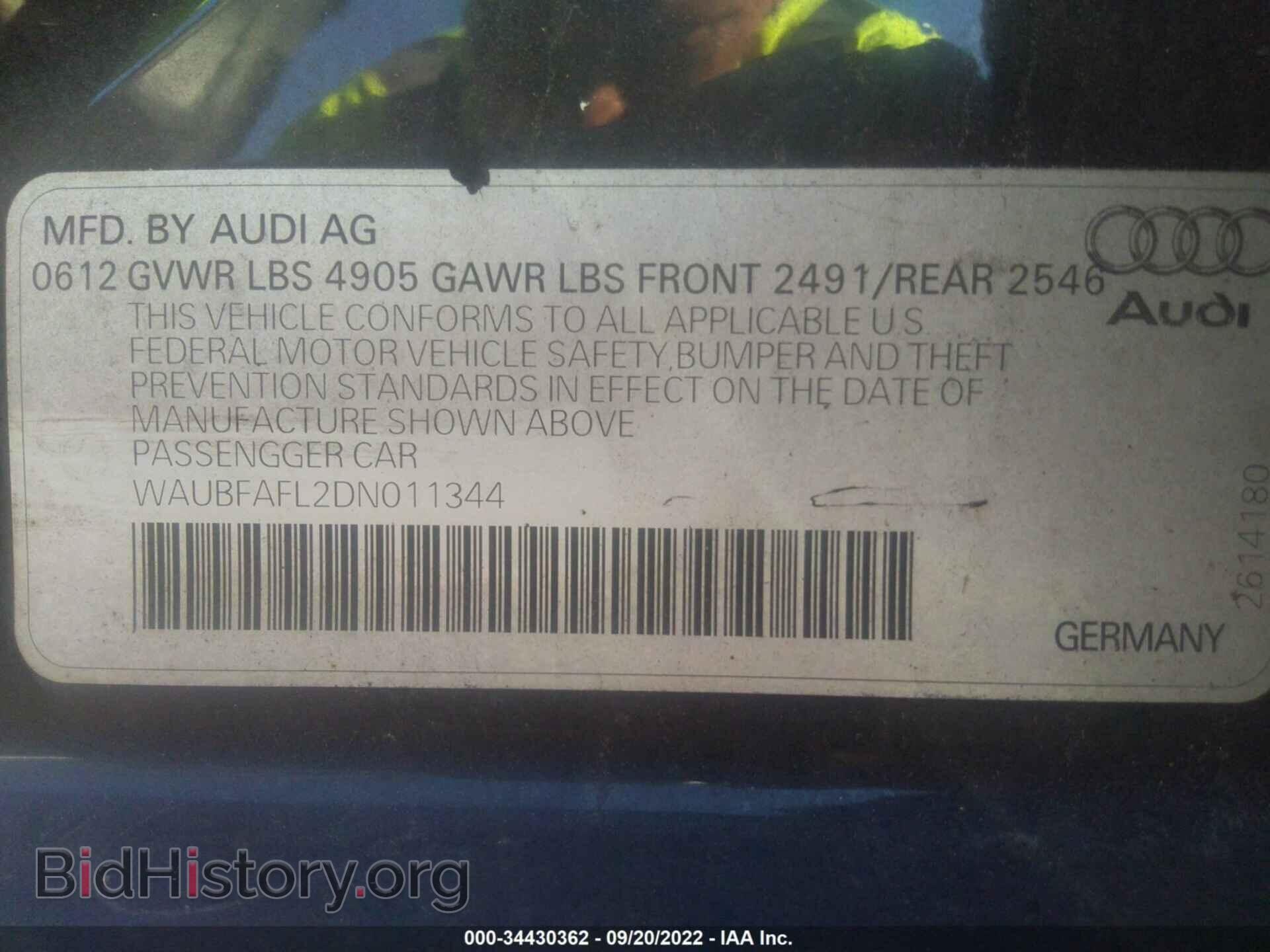2013 AUDI A4 - VIN: WAUBFAFL2DN011344 - Фото 9