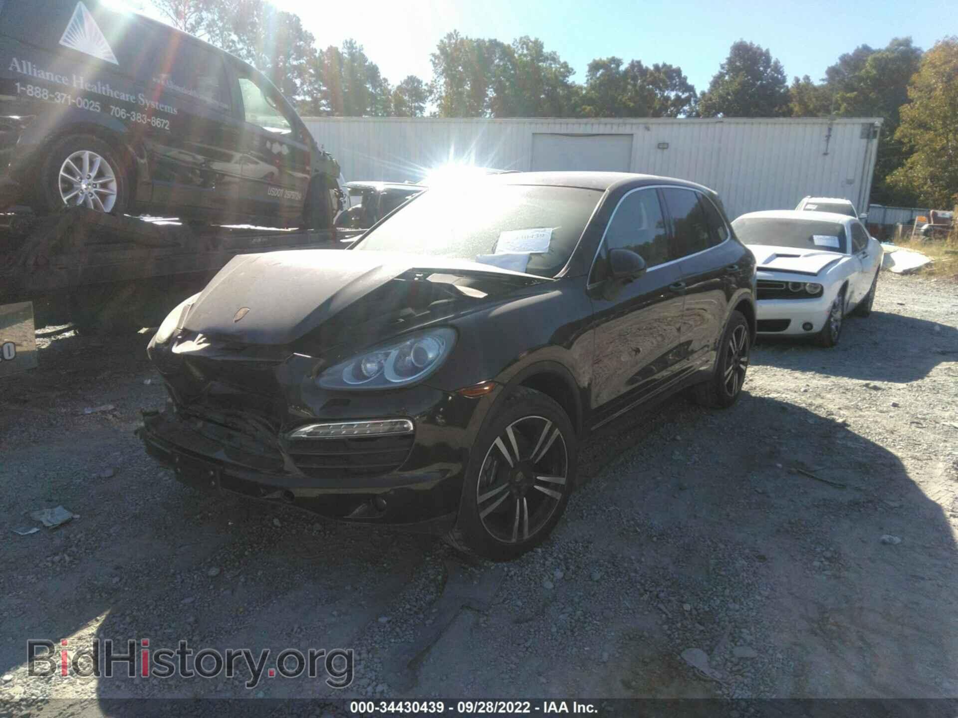 2014 PORSCHE CAYENNE - VIN: WP1AA2A27ELA07867 - Фото 2