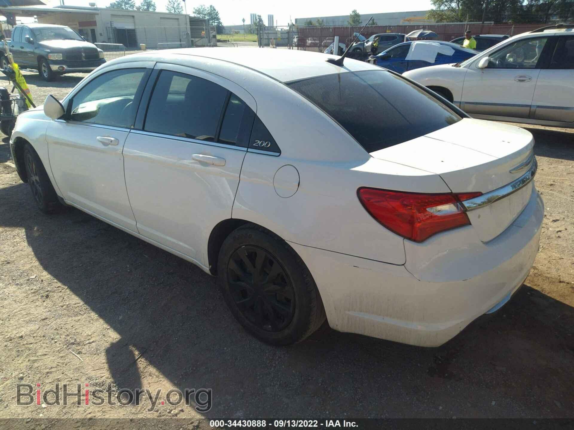 2011 CHRYSLER 200 - VIN: 1C3BC4FB2BN522462 - Photo 3