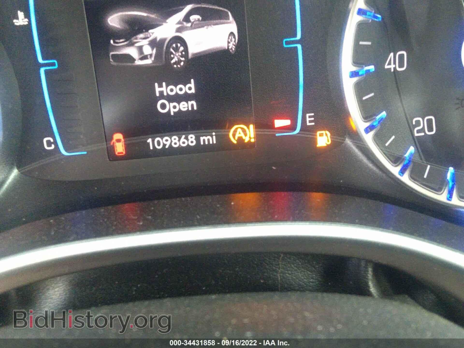 2017 CHRYSLER PACIFICA - VIN: 2C4RC1BG1HR823360 - Фото 7