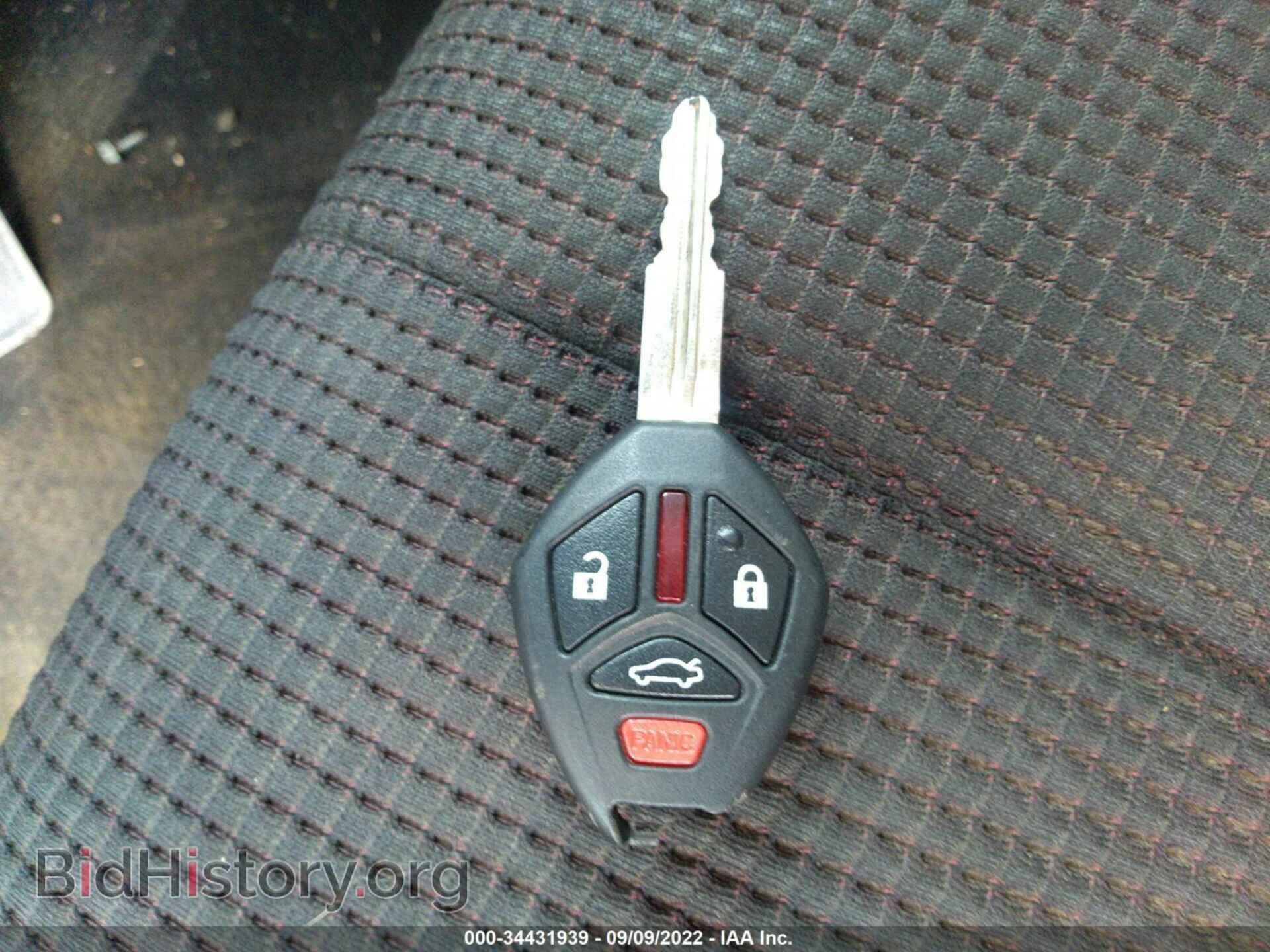 2011 MITSUBISHI ECLIPSE - VIN: 4A31K5DF7BE004737 - Фото 11