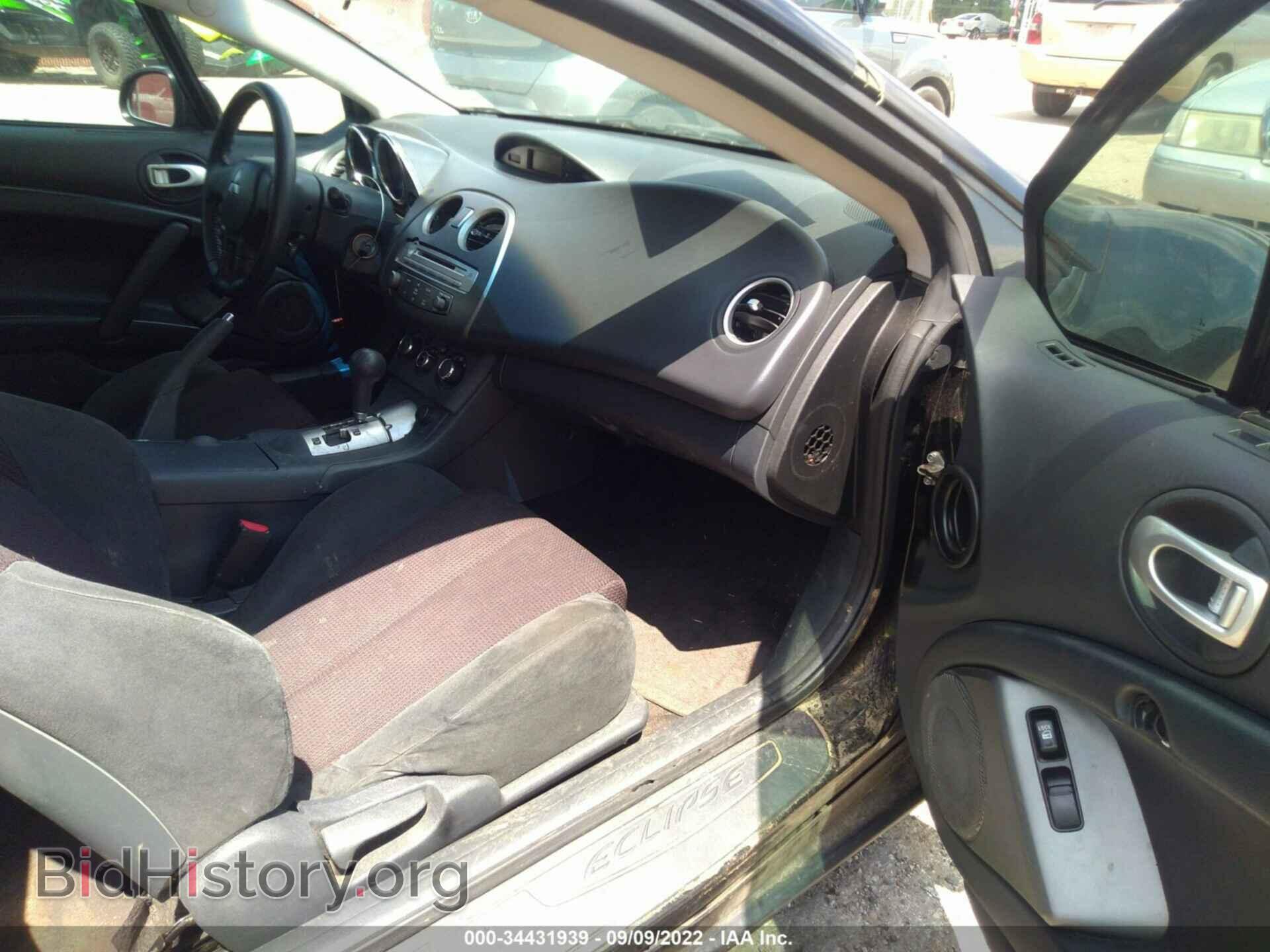 2011 MITSUBISHI ECLIPSE - VIN: 4A31K5DF7BE004737 - Фото 5