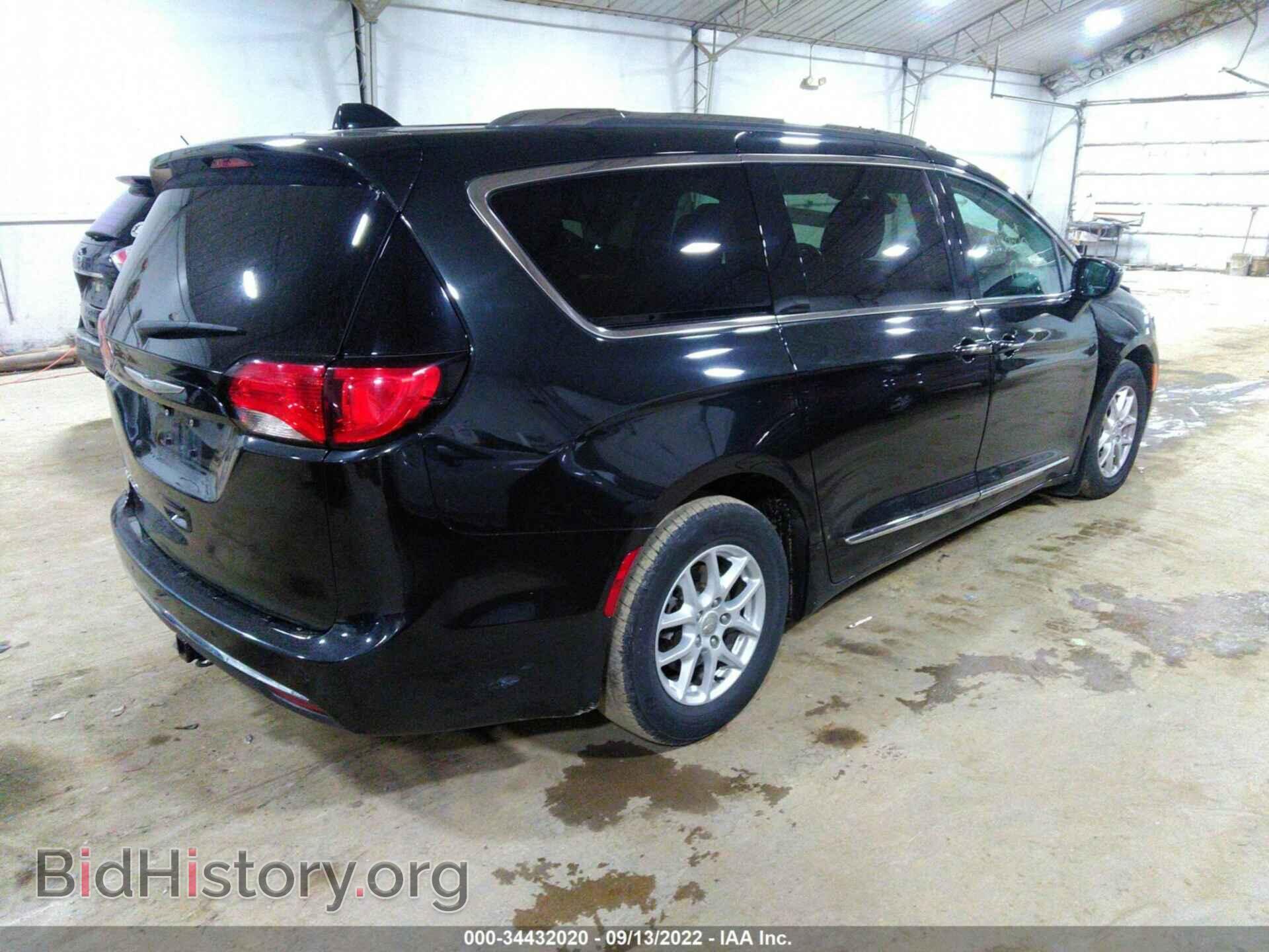 2017 CHRYSLER PACIFICA - VIN: 2C4RC1EG5HR519623 - Photo 4