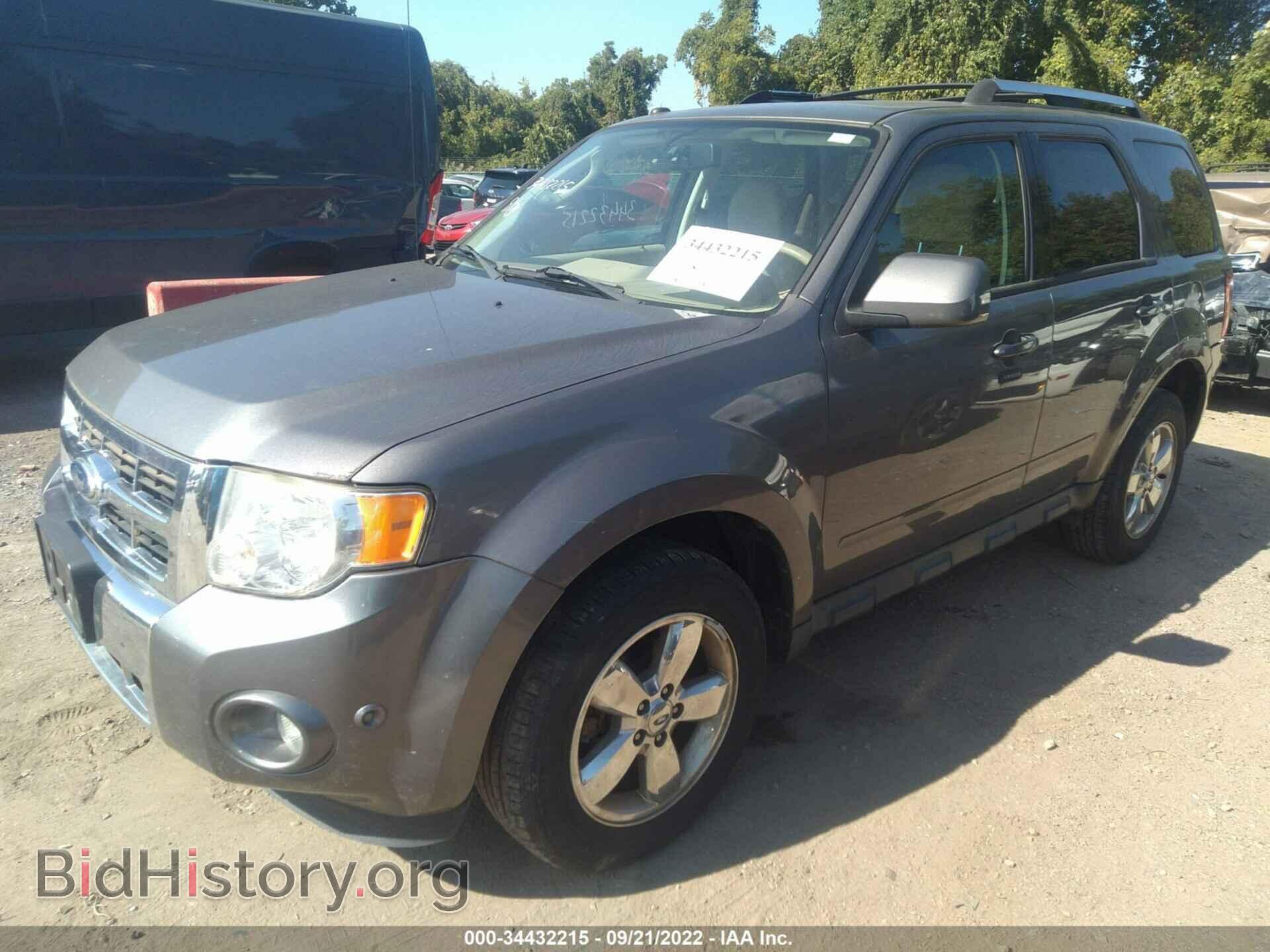 2011 FORD ESCAPE - VIN: 1FMCU0E71BKA71802 - Photo 2