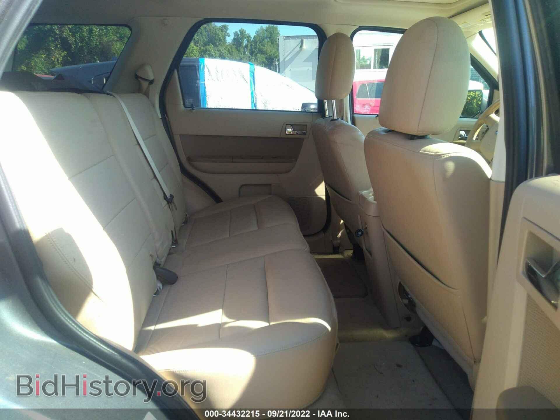 2011 FORD ESCAPE - VIN: 1FMCU0E71BKA71802 - Photo 8