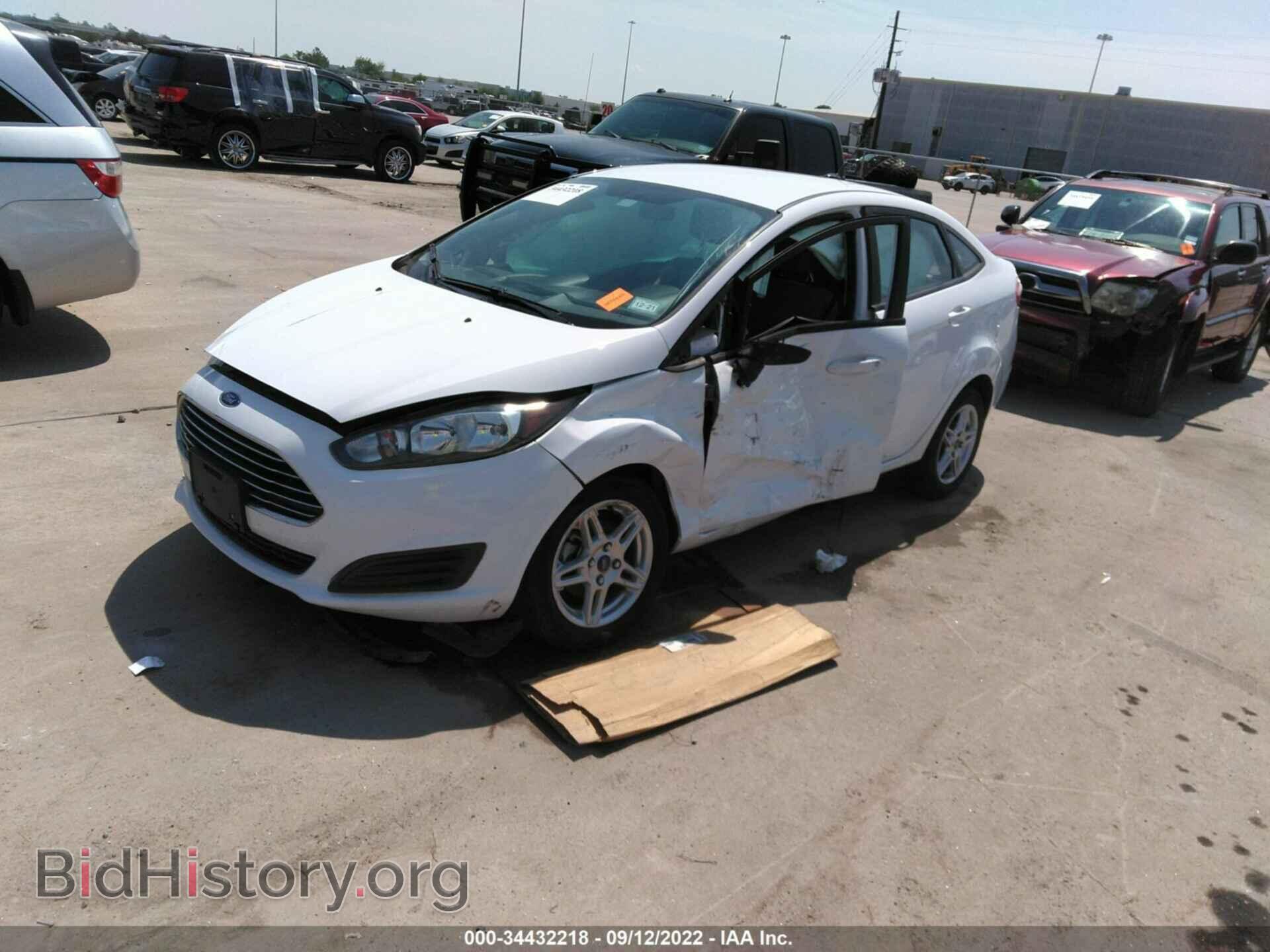 2017 FORD FIESTA - VIN: 3FADP4BJ2HM147431 - Фото 2