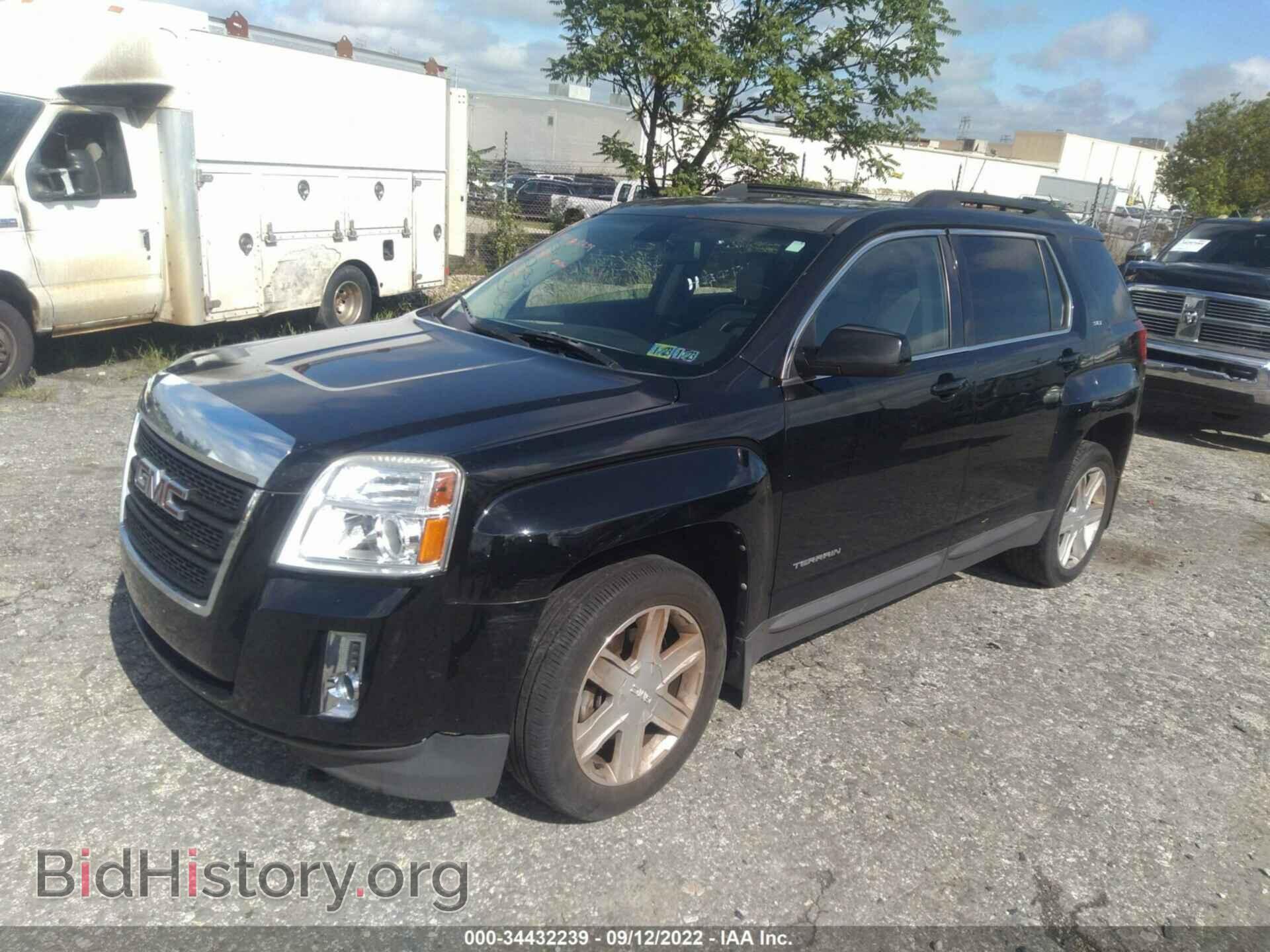 2011 GMC TERRAIN - VIN: 2CTFLVE53B6279042 - Фото 2