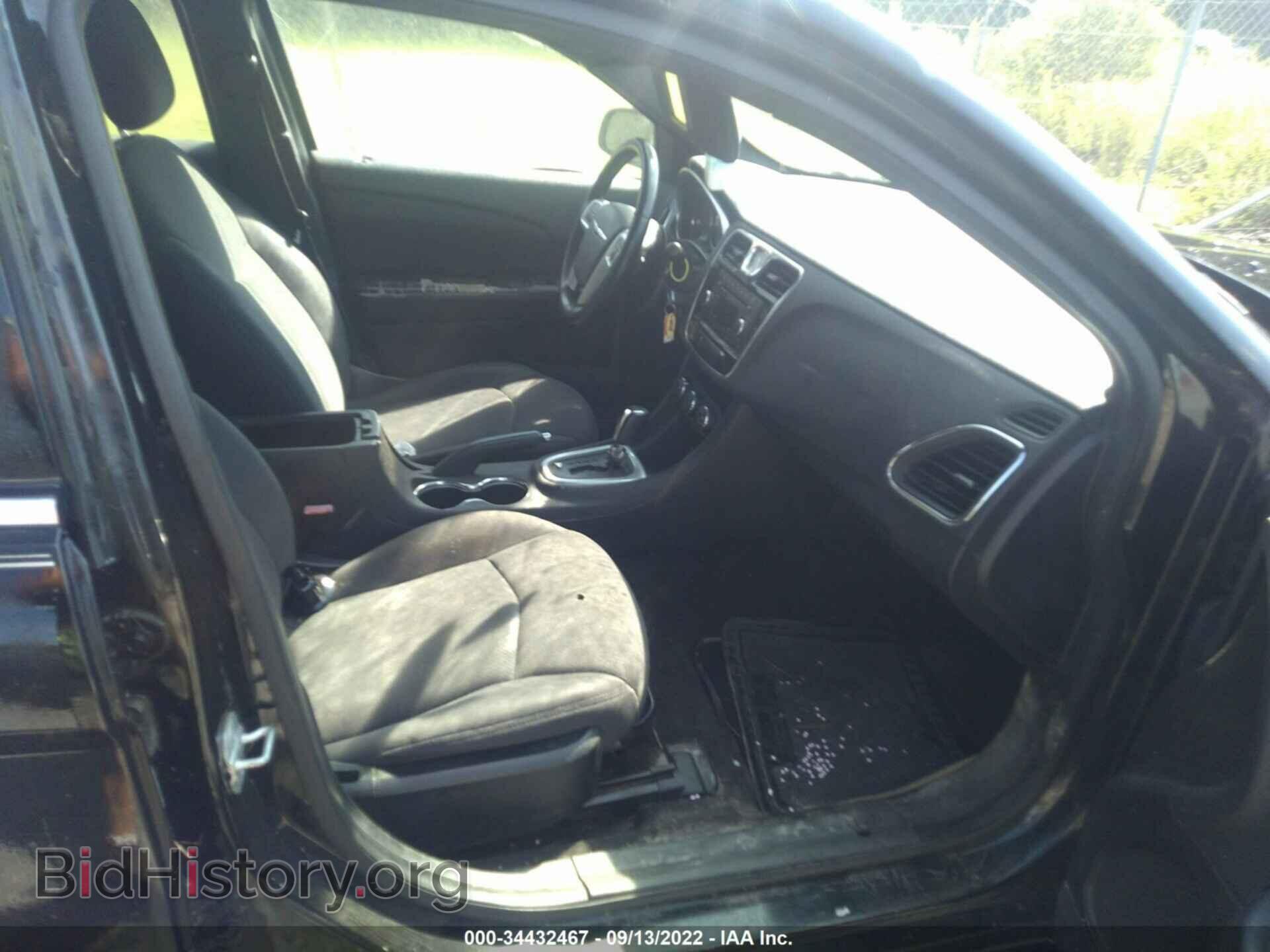 2013 CHRYSLER 200 - VIN: 1C3CCBBB5DN734273 - Photo 5