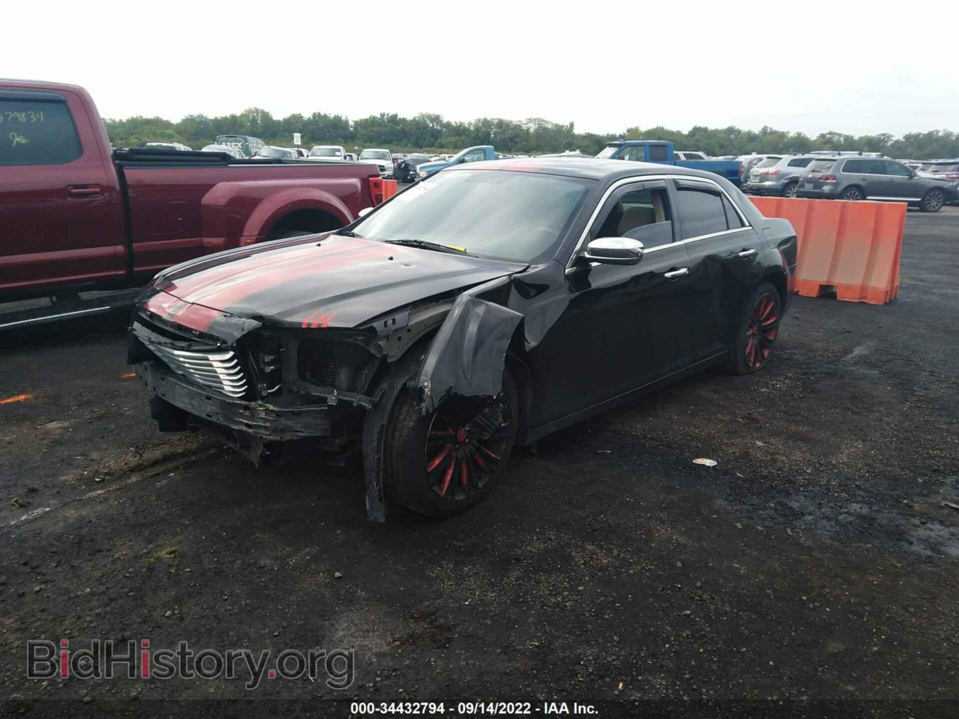 2012 CHRYSLER 300 - VIN: 2C3CCACG5CH273359 - Фото 2