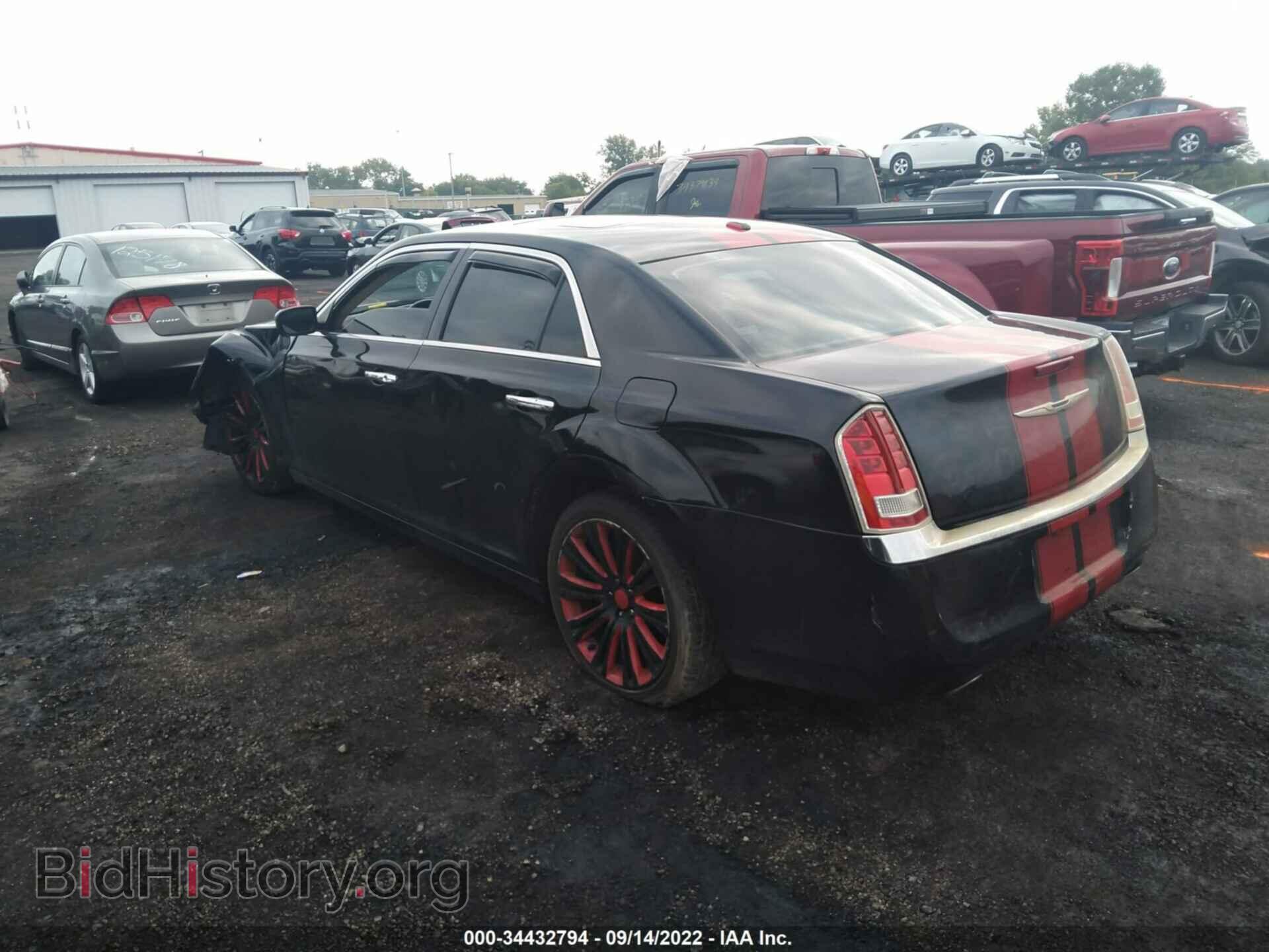 2012 CHRYSLER 300 - VIN: 2C3CCACG5CH273359 - Фото 3