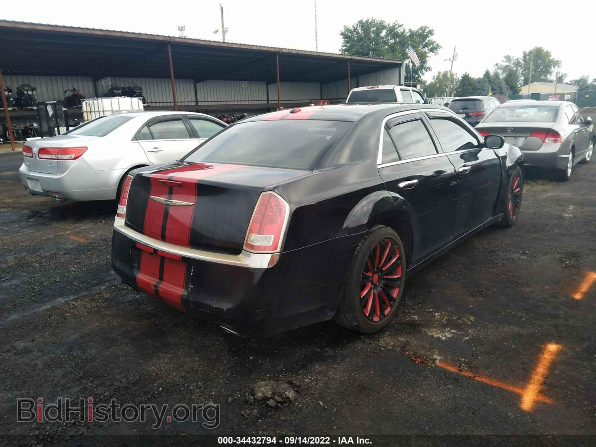 2012 CHRYSLER 300 - VIN: 2C3CCACG5CH273359 - Фото 4