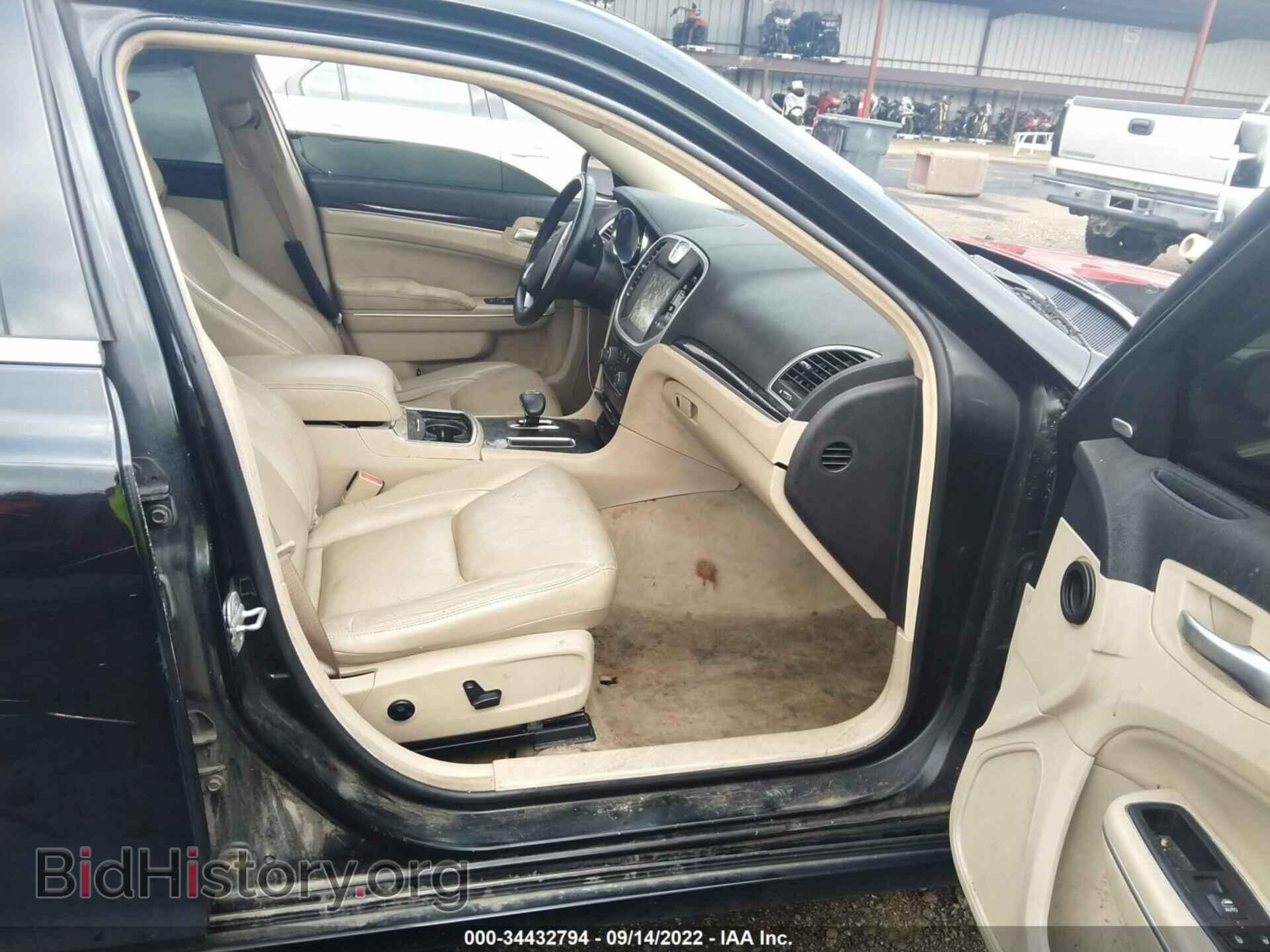 2012 CHRYSLER 300 - VIN: 2C3CCACG5CH273359 - Фото 5