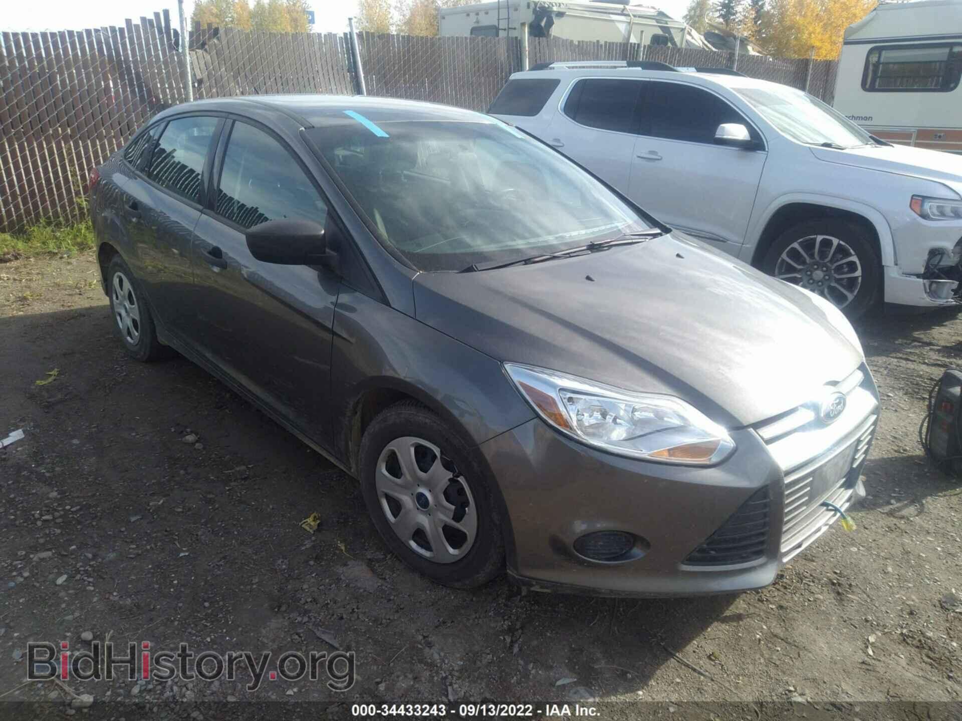 Photo 1FAHP3E28CL330794 - FORD FOCUS 2012