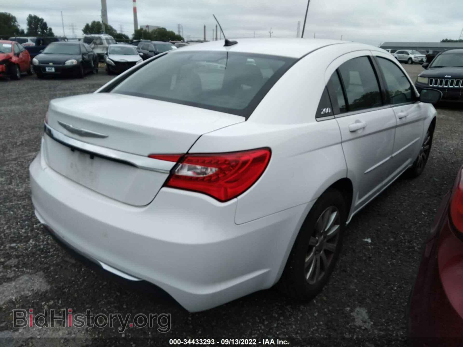 2013 CHRYSLER 200 - VIN: 1C3CCBBB6DN606740 - Photo 4