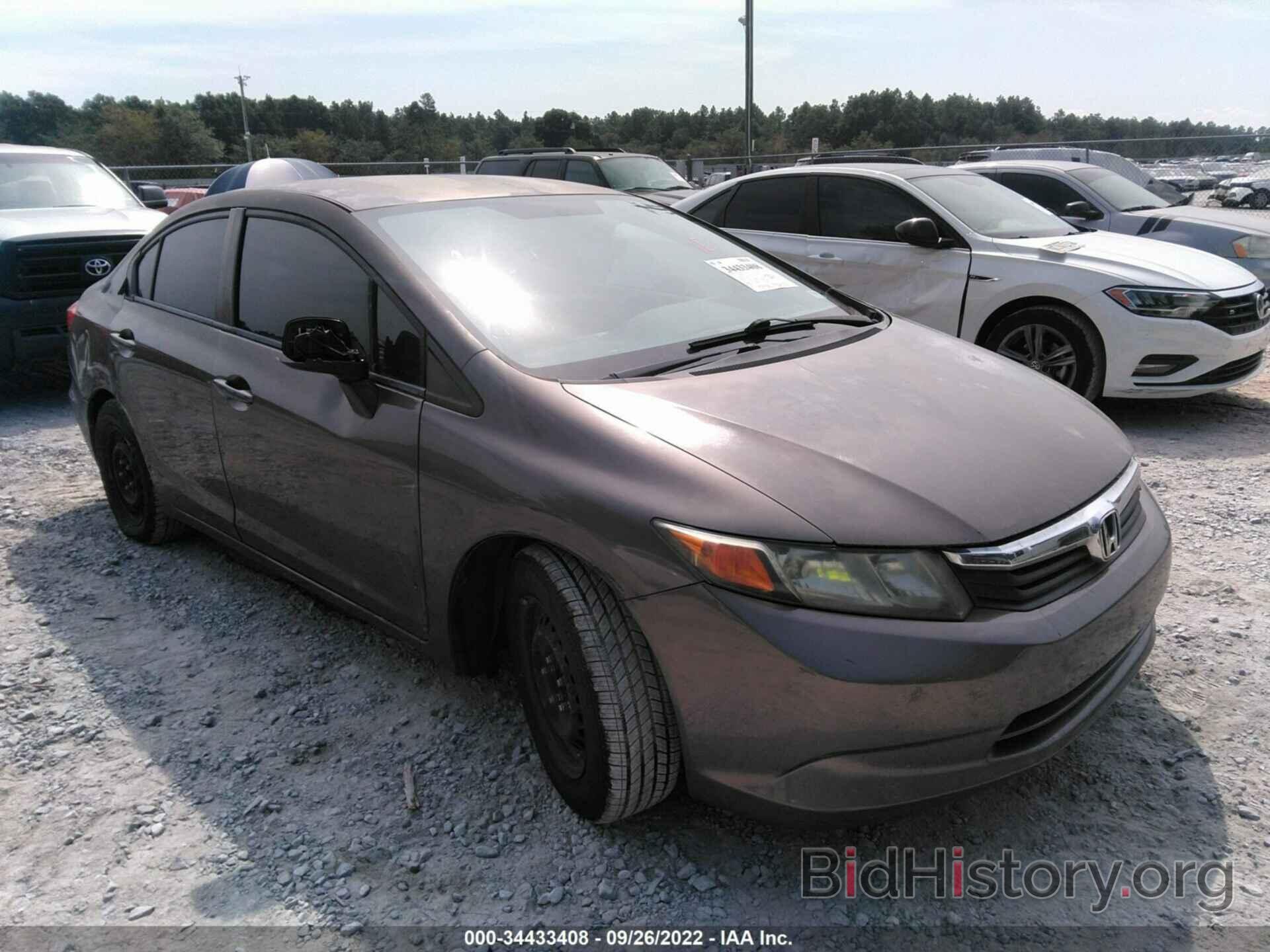 Photo 2HGFB2F53CH587749 - HONDA CIVIC SDN 2012