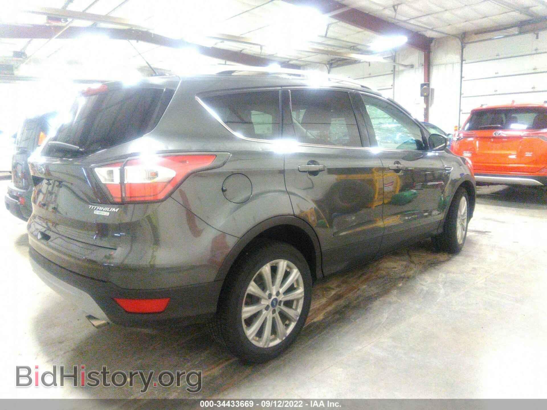 2017 FORD ESCAPE - VIN: 1FMCU0J90HUA13989 - Фото 4