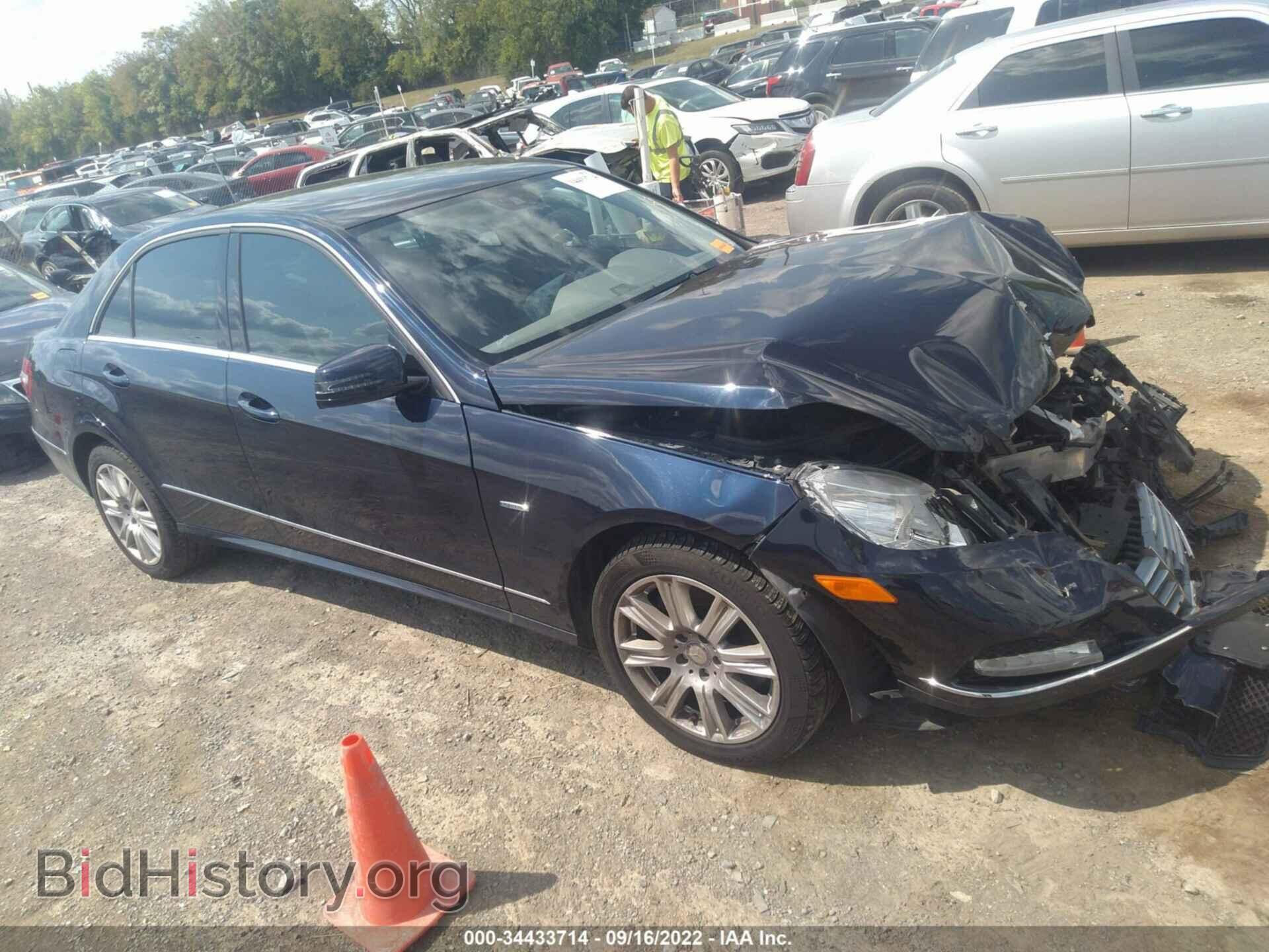 Photo WDDHF8JB5CA584786 - MERCEDES-BENZ E-CLASS 2012