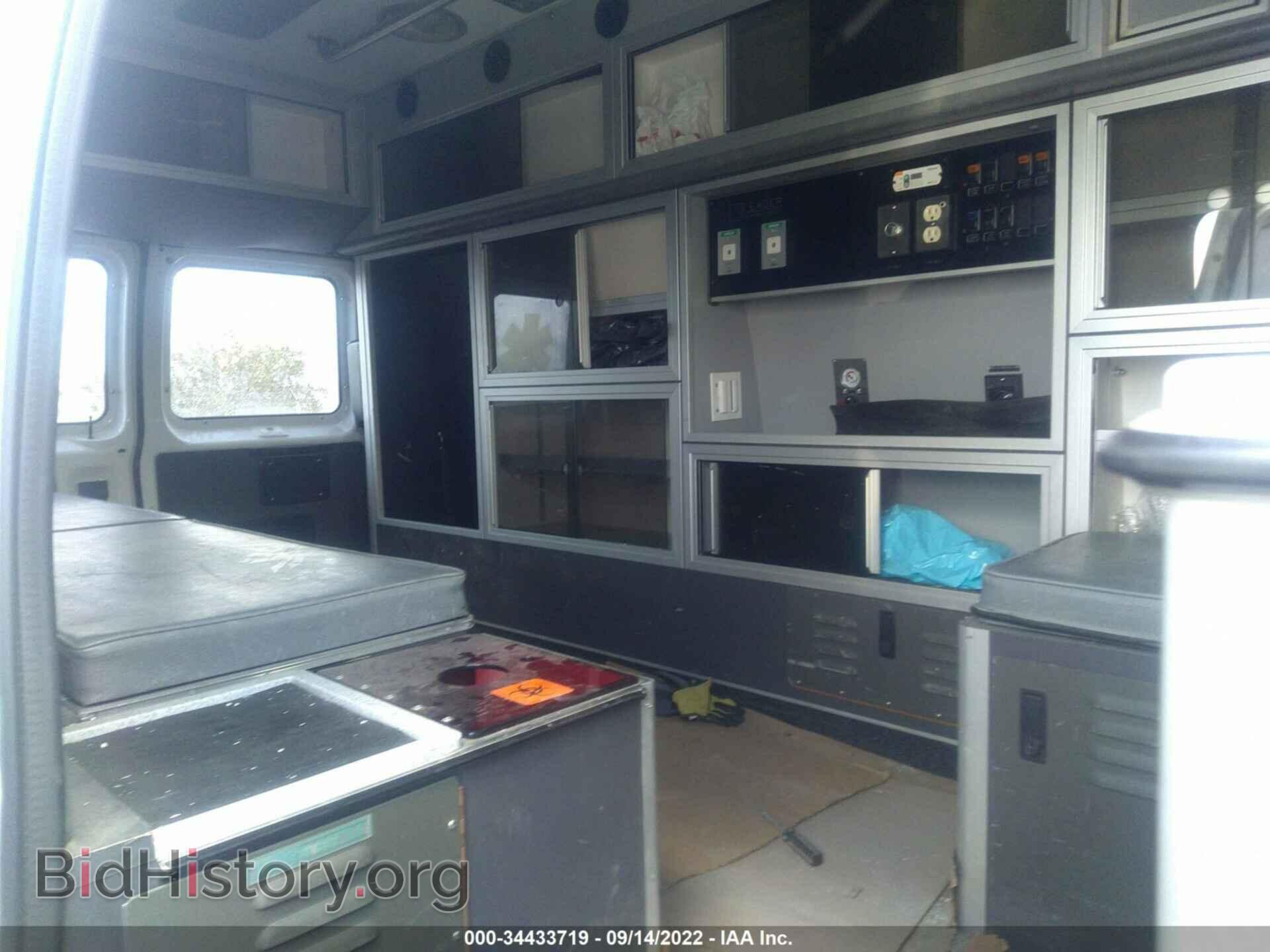 2010 FORD ECONOLINE CARGO VAN - VIN: 1FDSS3EP4ADA39691 - Фото 8