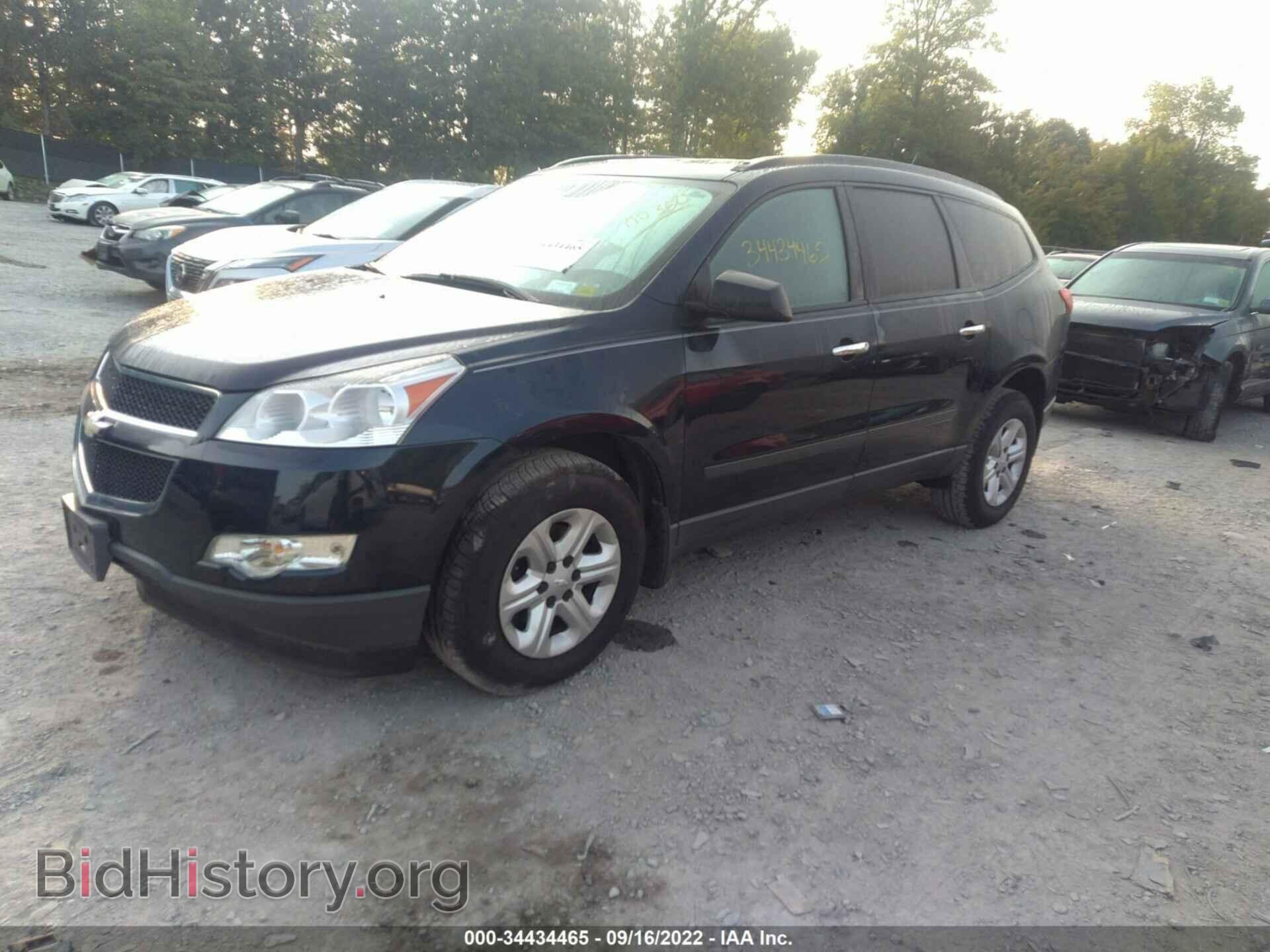 2012 CHEVROLET TRAVERSE - VIN: 1GNKREED9CJ195352 - Фото 2