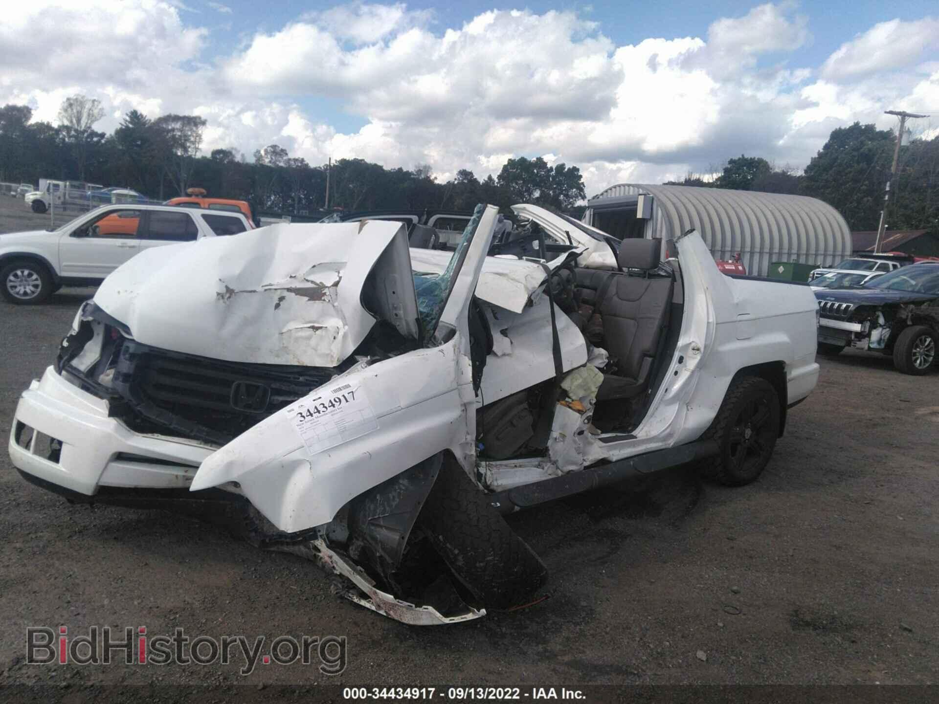 2014 HONDA RIDGELINE - VIN: 5FPYK1F57EB001068 - Фото 2