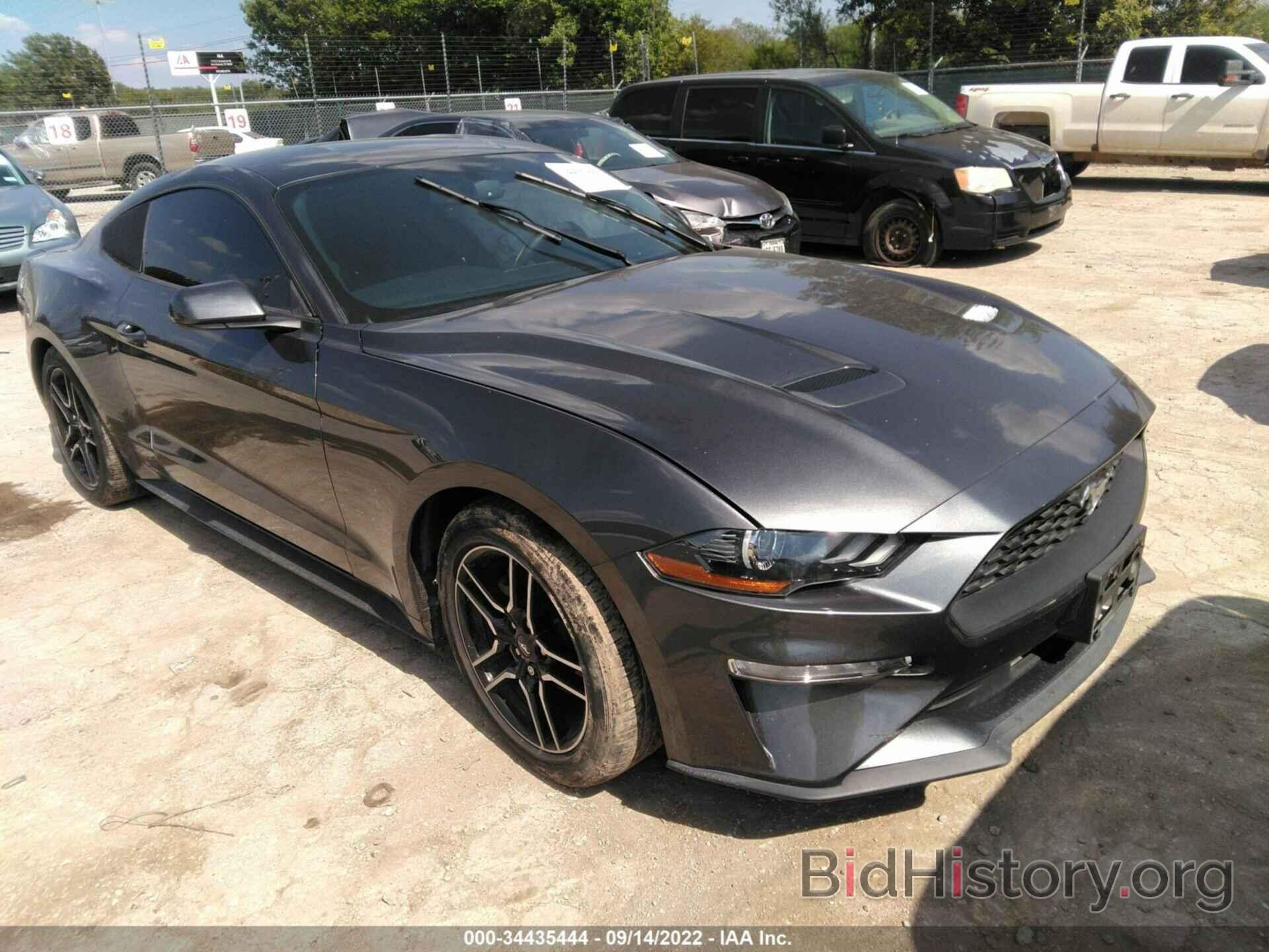 Photo 1FA6P8TH9J5162984 - FORD MUSTANG 2018
