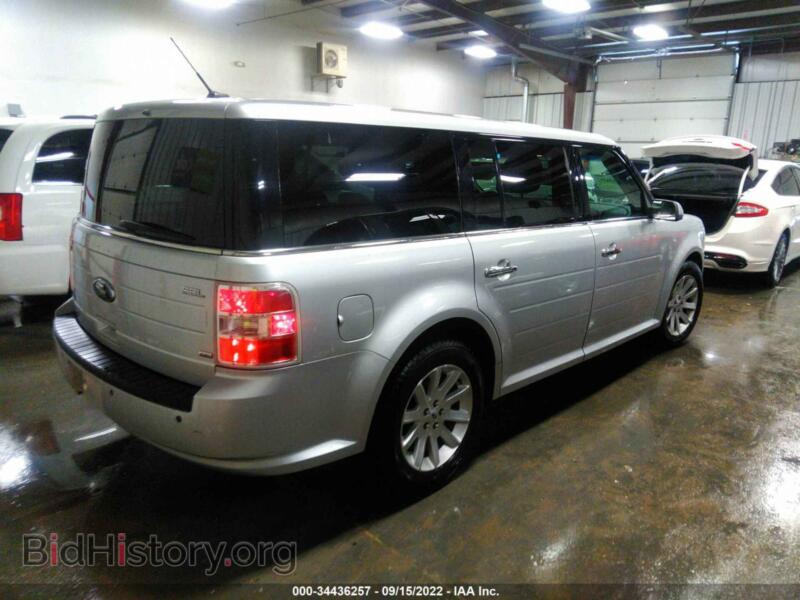 2011 Ford FLEX (VIN 2FMHK6CC6BBD25710) — фото 4 из 12