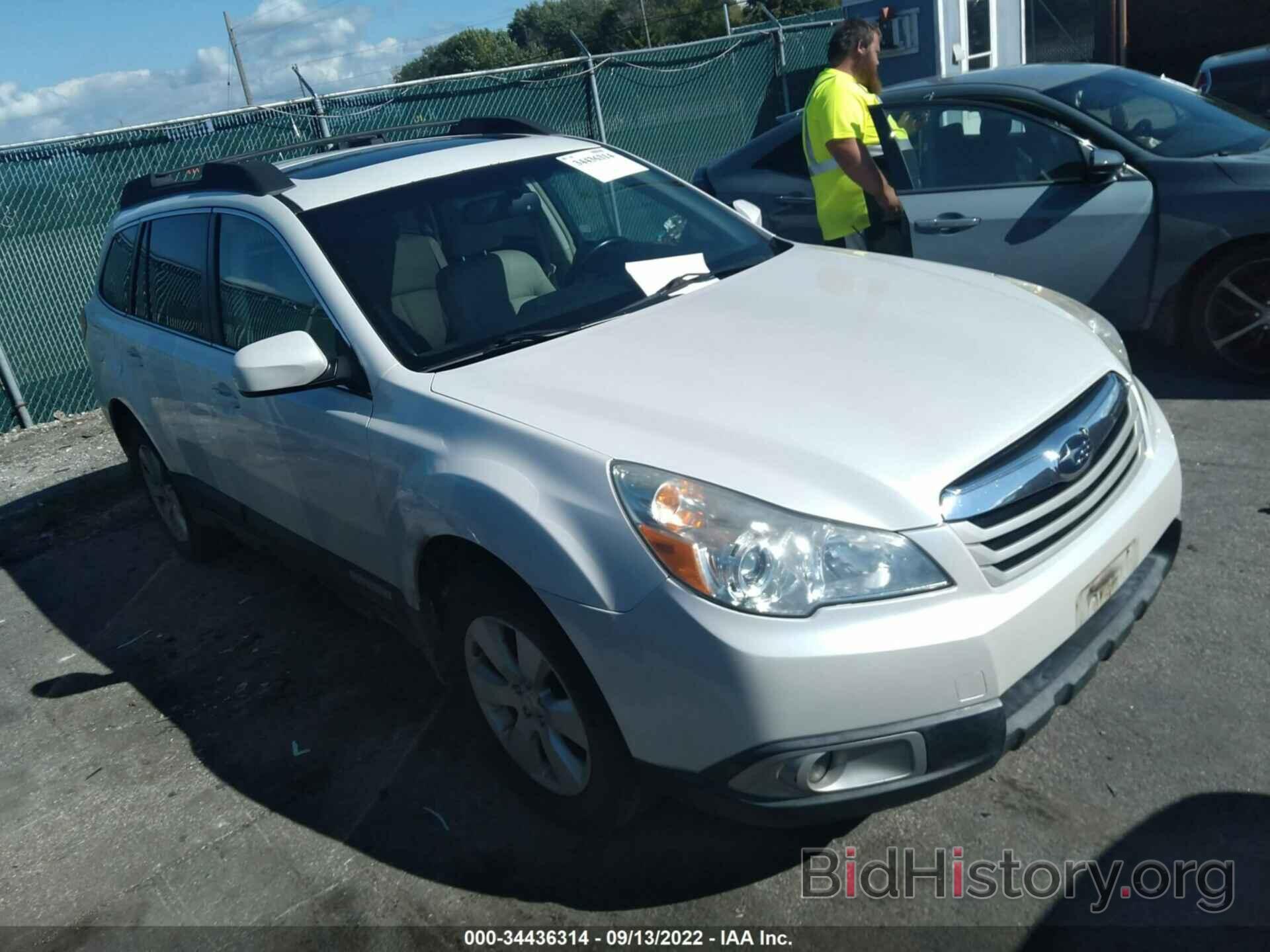 Photo 4S4BRBGC5B3378399 - SUBARU OUTBACK 2011