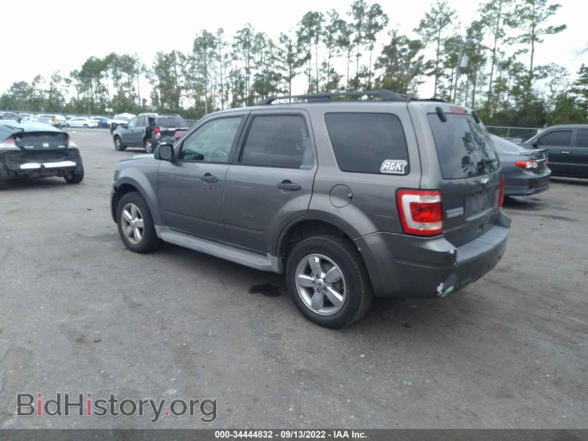 2011 FORD ESCAPE - VIN: 1FMCU0D72BKA41953 - Фото 3