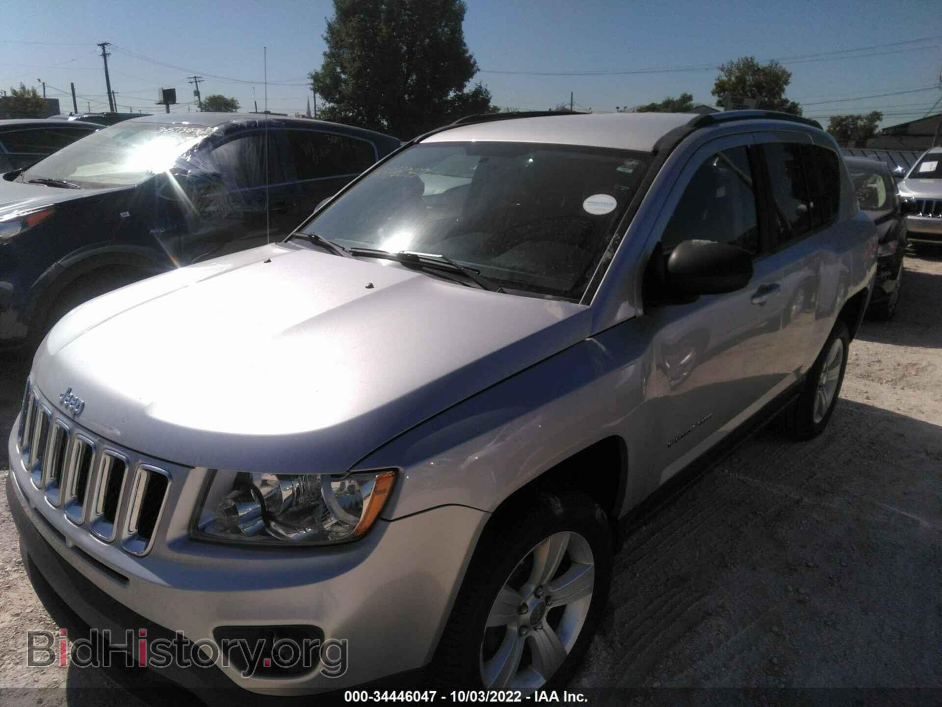 2012 JEEP COMPASS - VIN: 1C4NJCEA2CD661046 - Photo 2