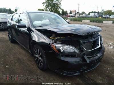2013 Chrysler 200 Limited, черный — VIN 1C3CCBCG3DN553411, IAAI
