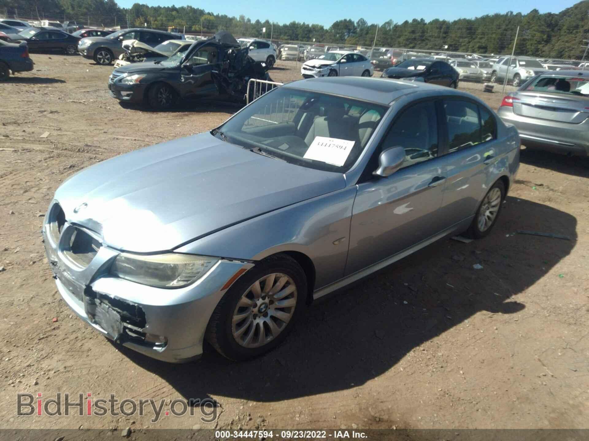 2009 BMW 3 SERIES - VIN: WBAPH77599NM28714 - Photo 2
