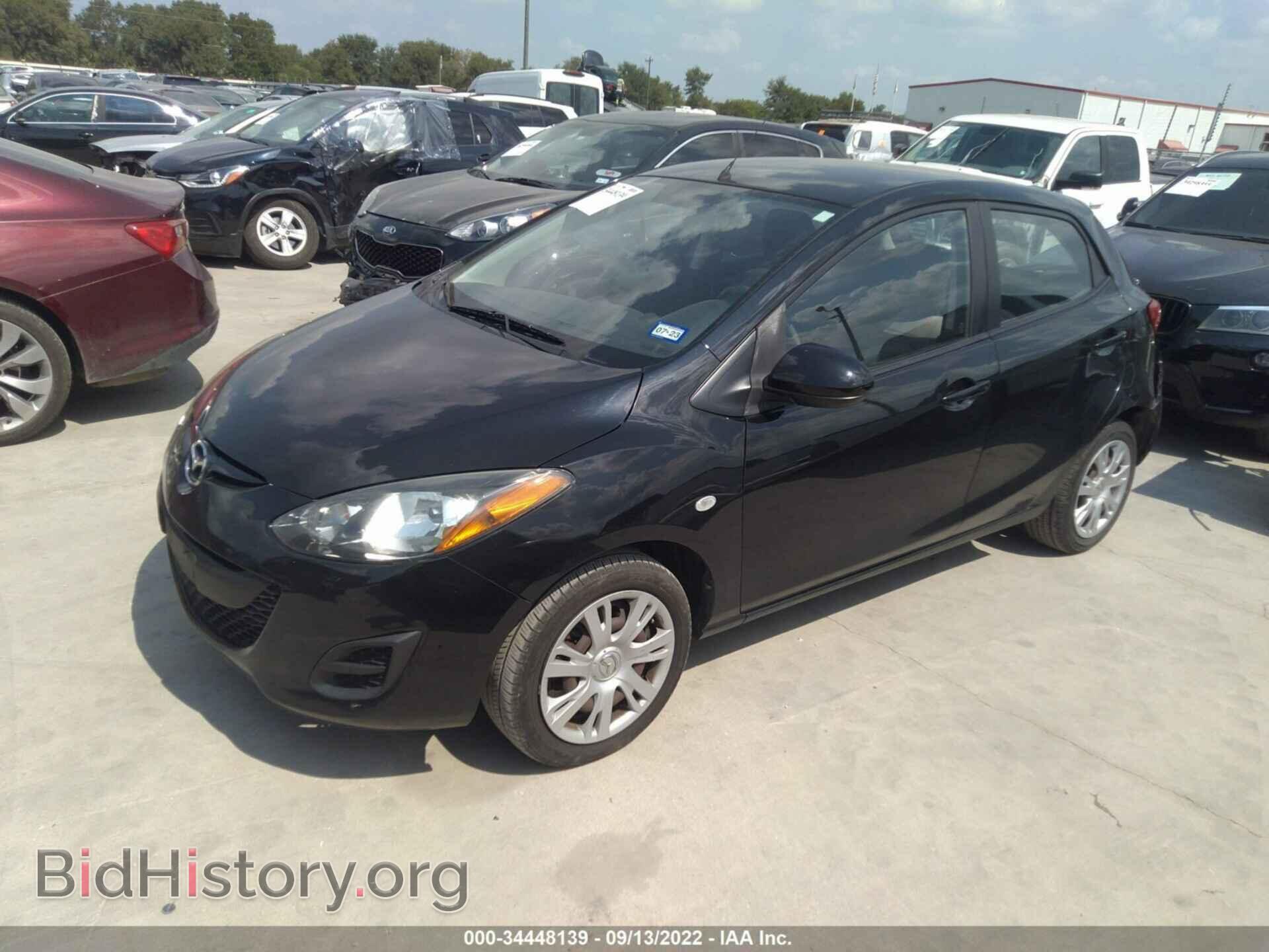 2013 MAZDA MAZDA2 - VIN: JM1DE1KY5D0167567 - Фото 2