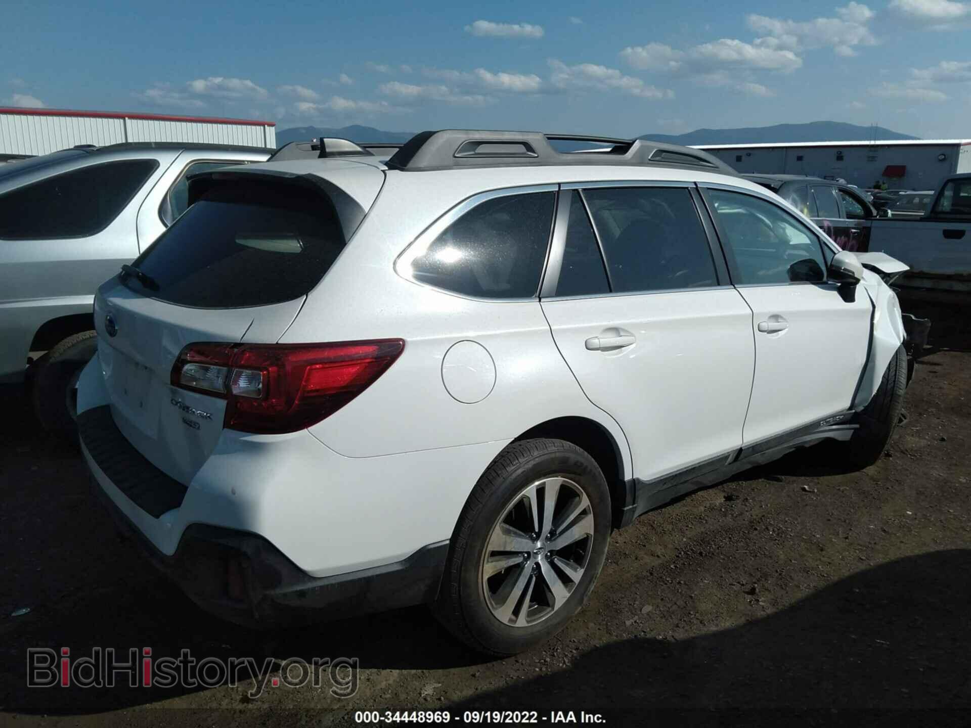 2018 SUBARU OUTBACK - VIN: 4S4BSENC9J3387100 - Фото 4