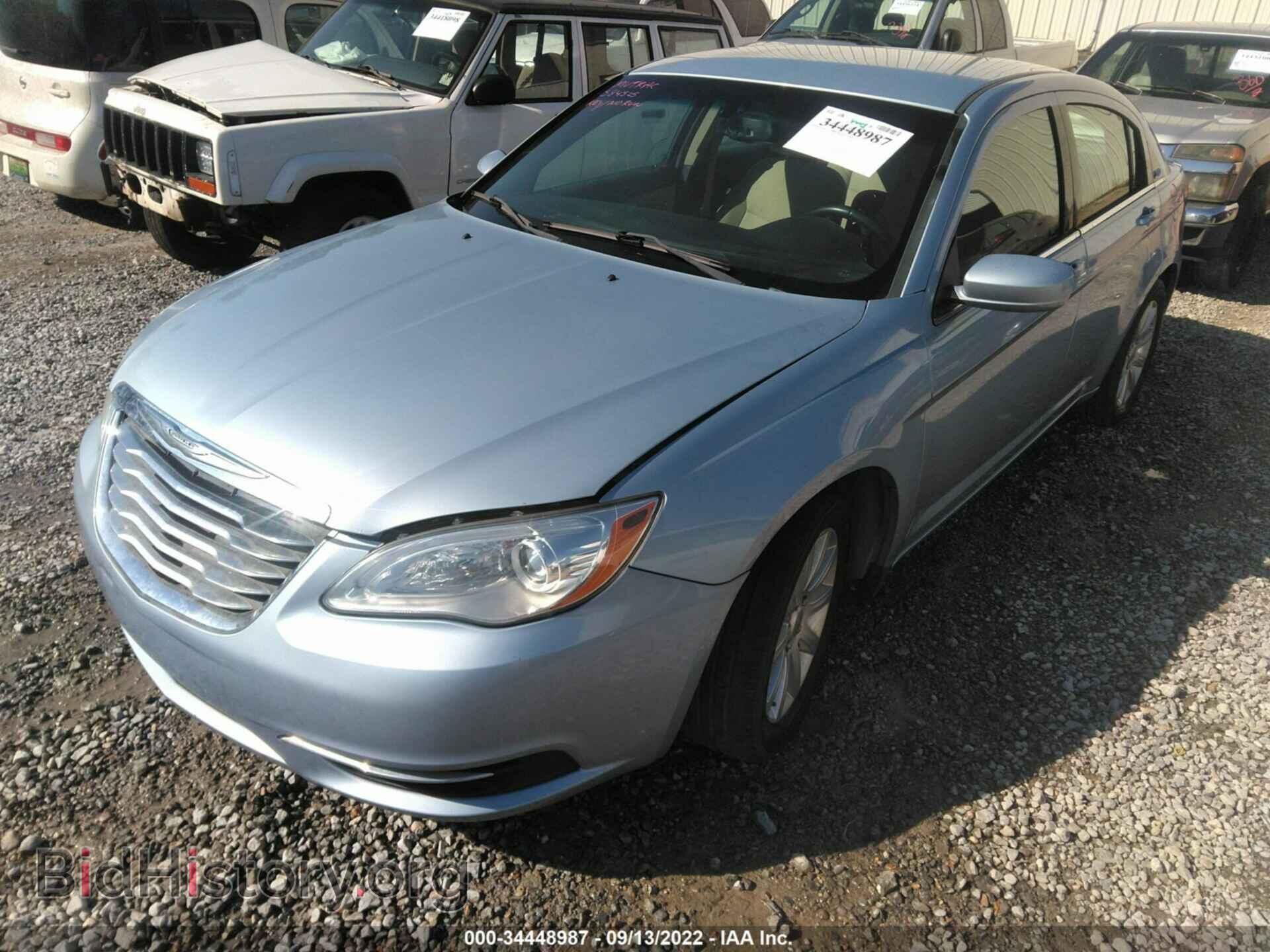 2013 CHRYSLER 200 - VIN: 1C3CCBBB0DN584525 - Photo 2