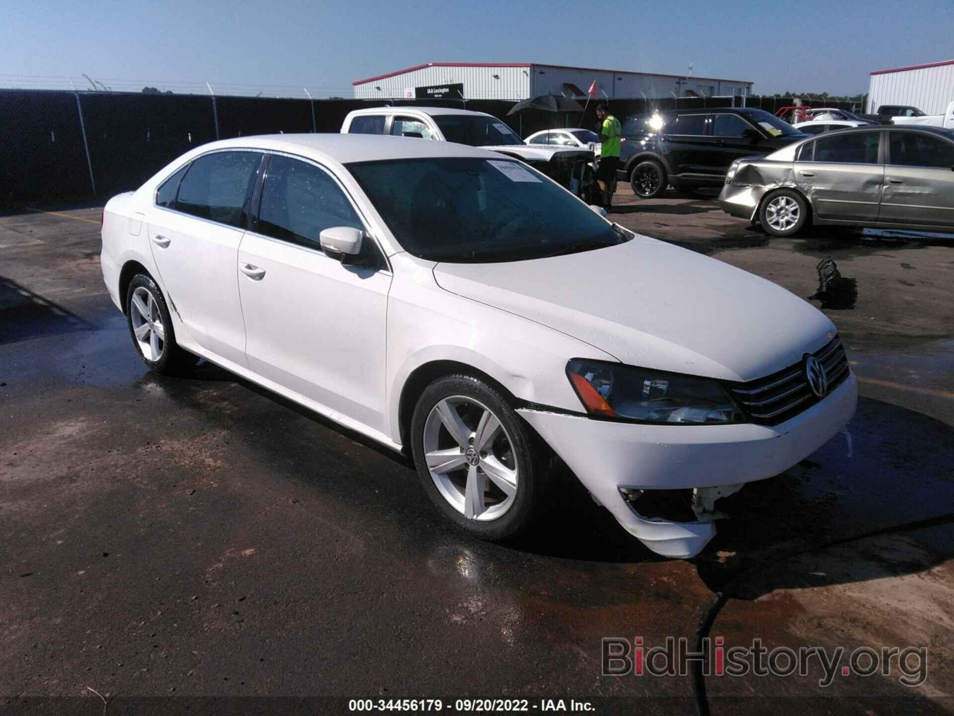 Photo 1VWBP7A33EC002799 - VOLKSWAGEN PASSAT 2014