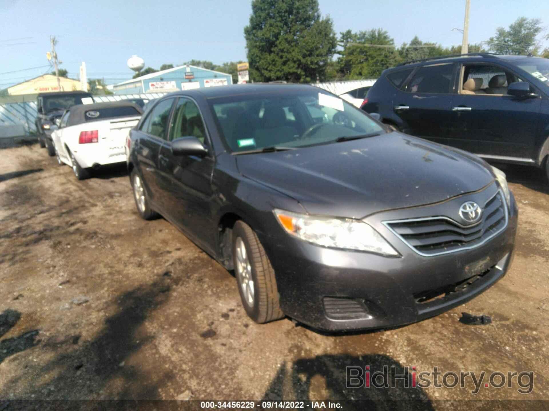 Photo 4T4BF3EK1BR170402 - TOYOTA CAMRY 2011