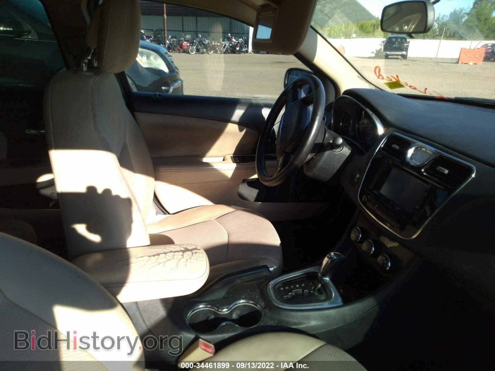 2013 CHRYSLER 200 - VIN: 1C3CCBAB4DN588529 - Фото 5