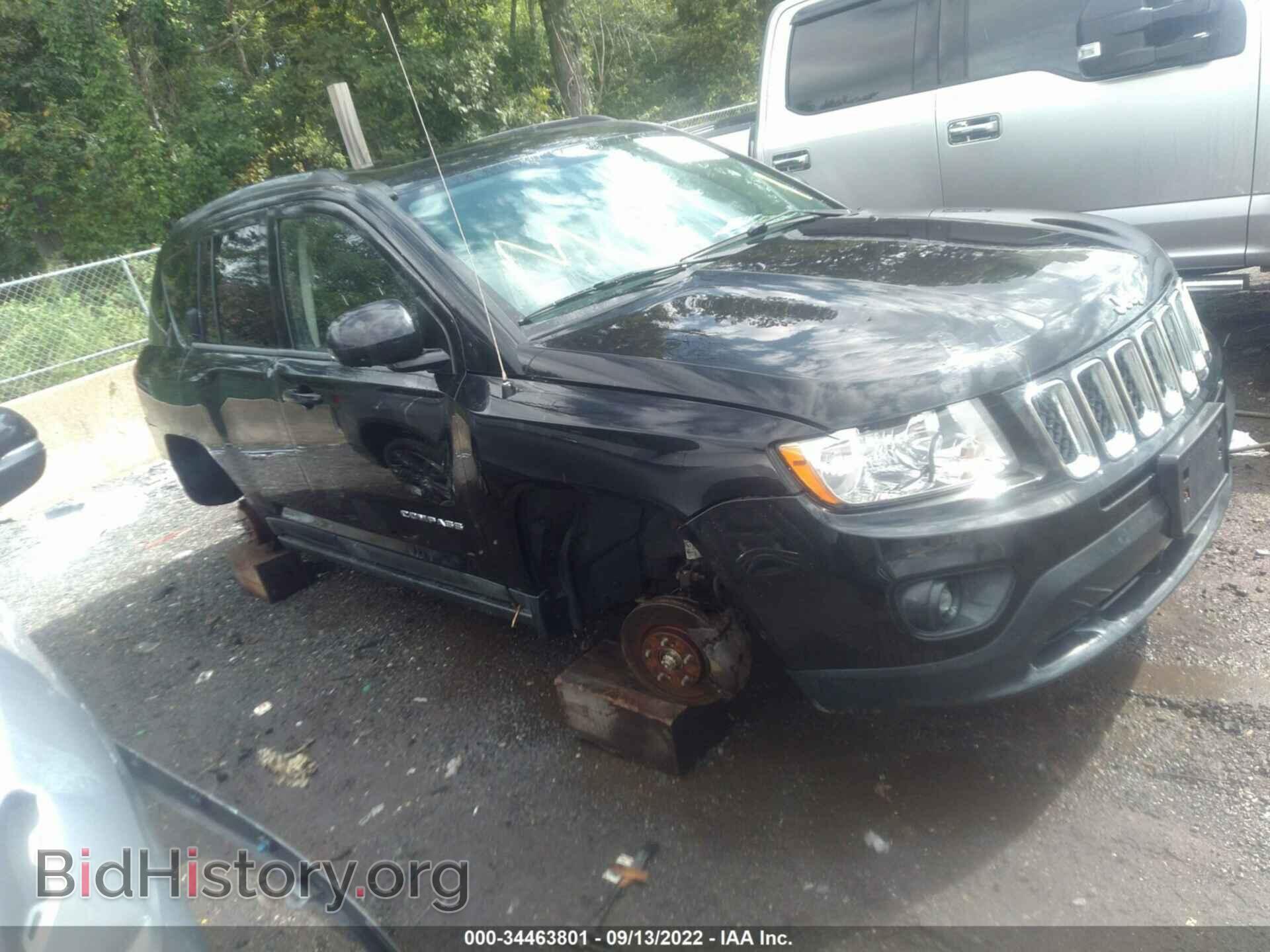 Photo 1J4NF5FBXBD187148 - JEEP COMPASS 2011