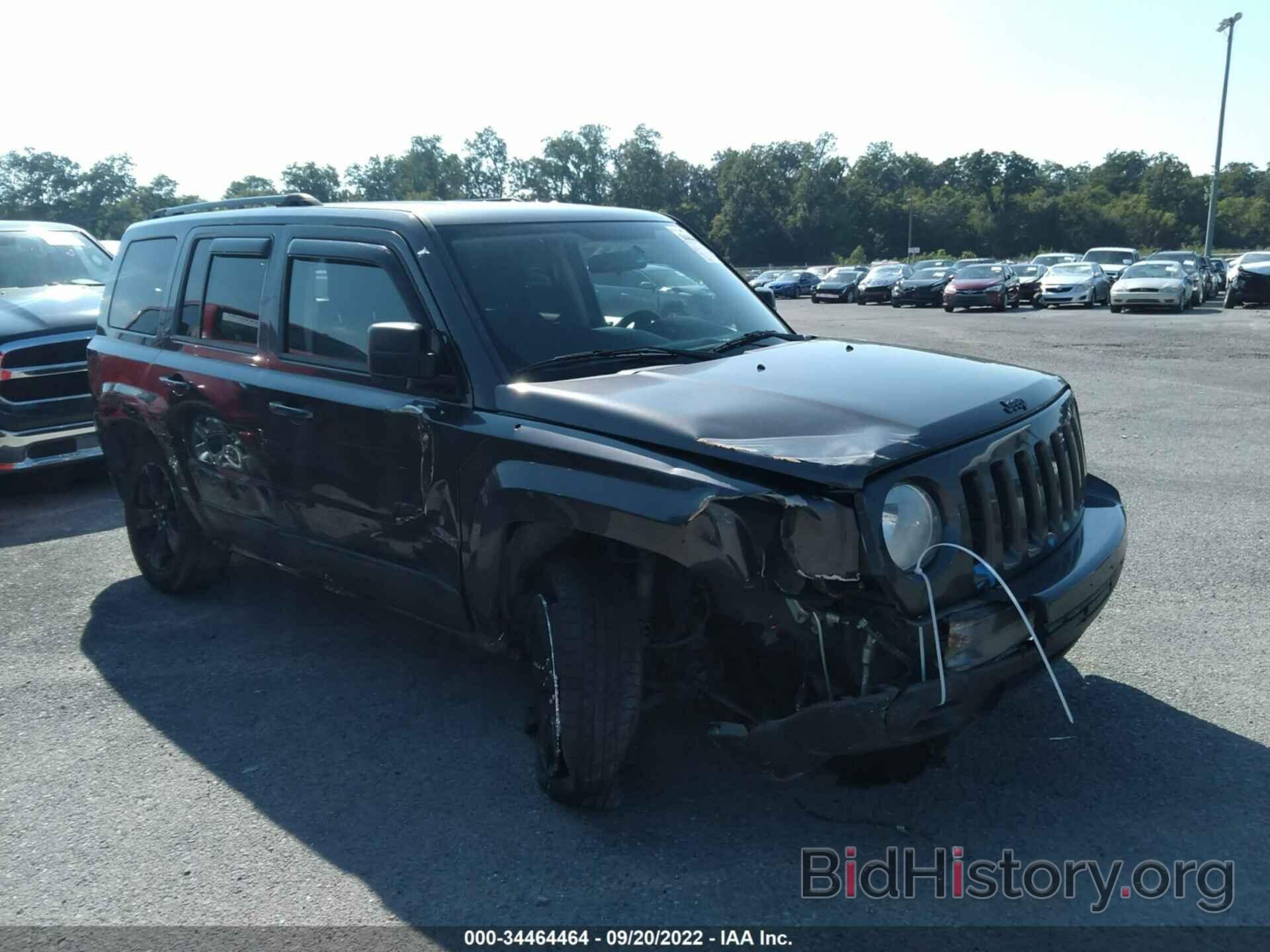 Photo 1C4NJPBA1FD402452 - JEEP PATRIOT 2015