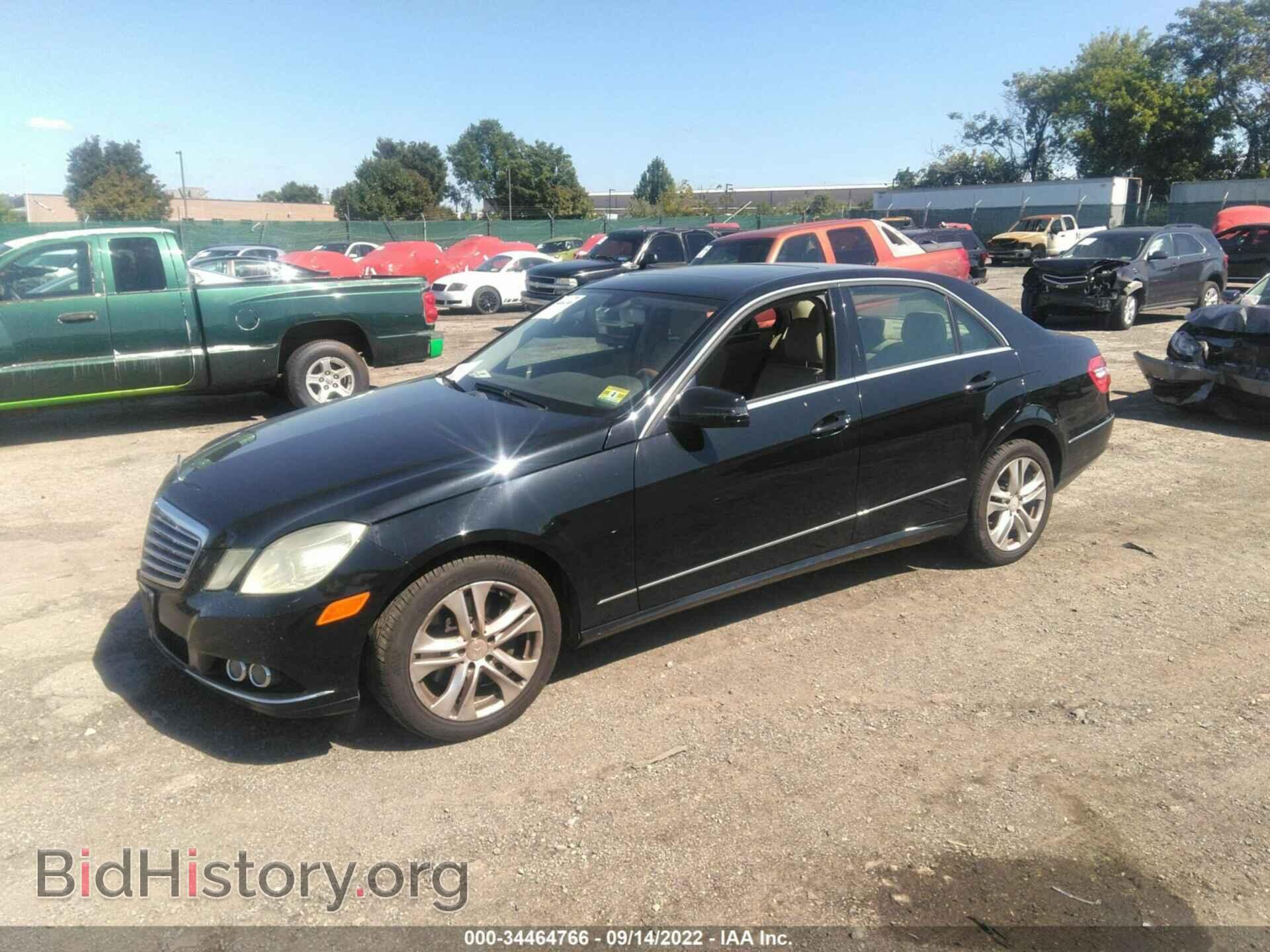 2010 MERCEDES-BENZ E-CLASS - VIN: WDDHF8HB2AA106165 - Фото 2