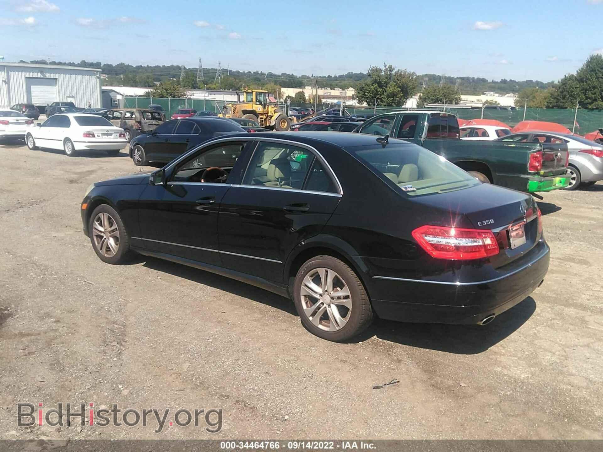 2010 MERCEDES-BENZ E-CLASS - VIN: WDDHF8HB2AA106165 - Фото 3