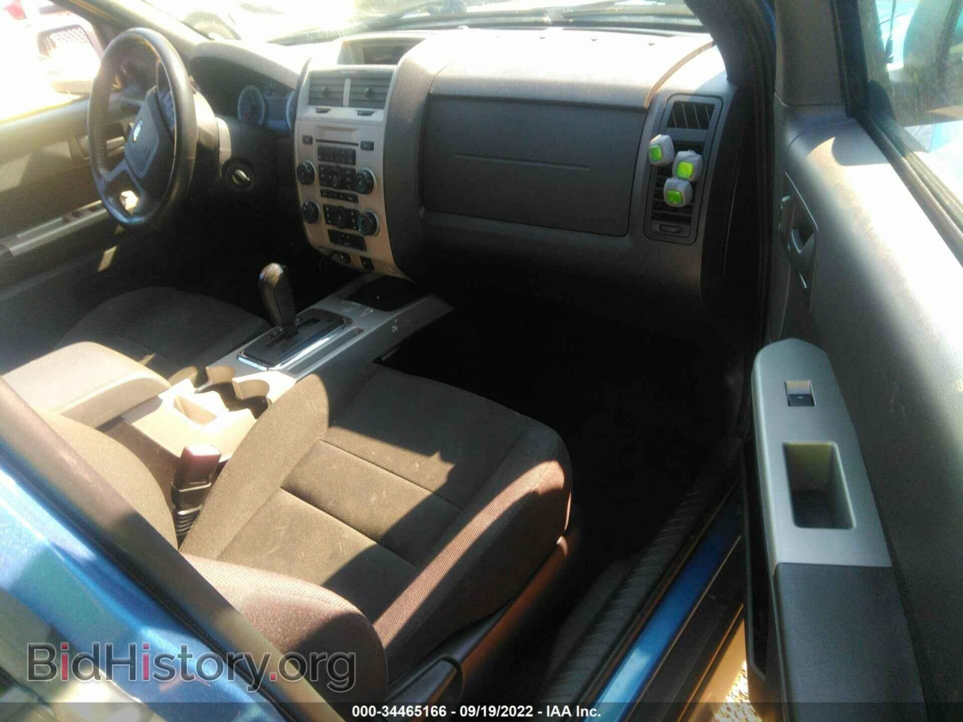 2010 FORD ESCAPE - VIN: 1FMCU9DG3AKA45111 - Photo 5