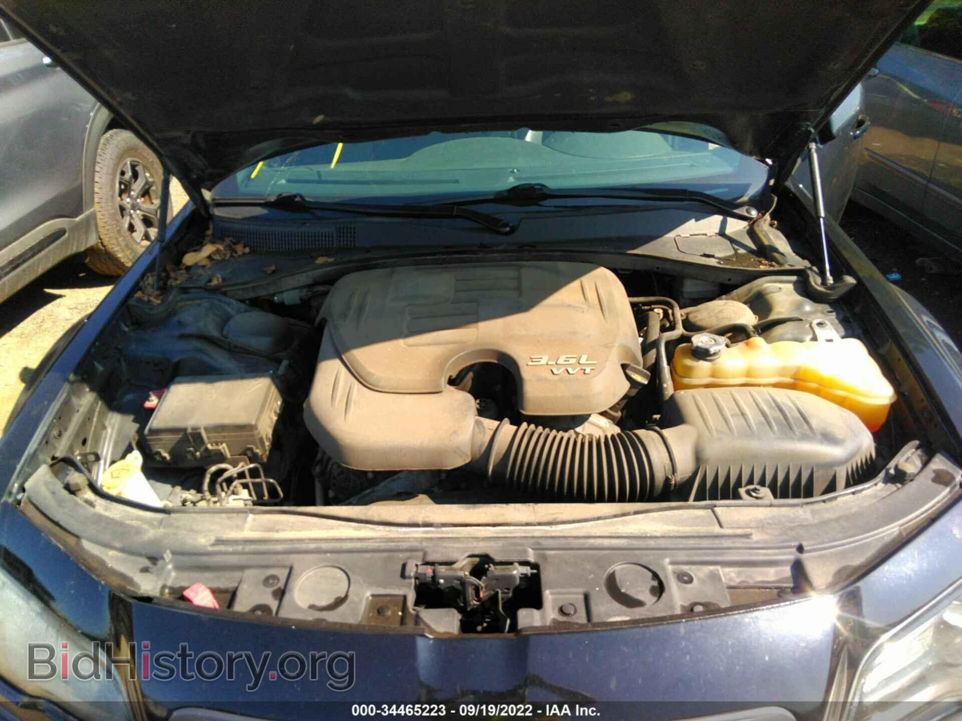 2014 CHRYSLER 300 - VIN: 2C3CCAGG7EH309713 - Фото 10