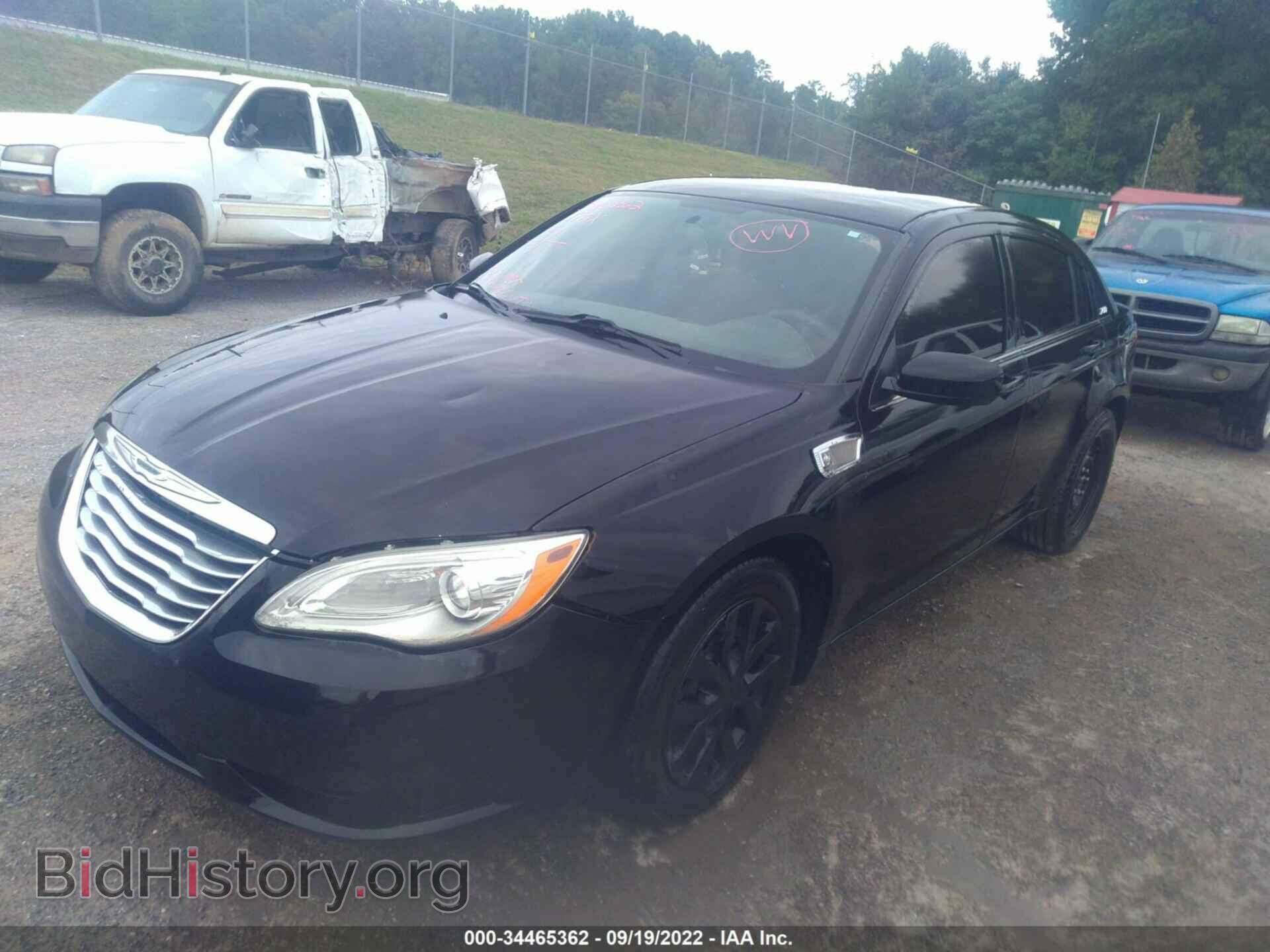2012 CHRYSLER 200 - VIN: 1C3CCBABXCN114017 - Фото 2