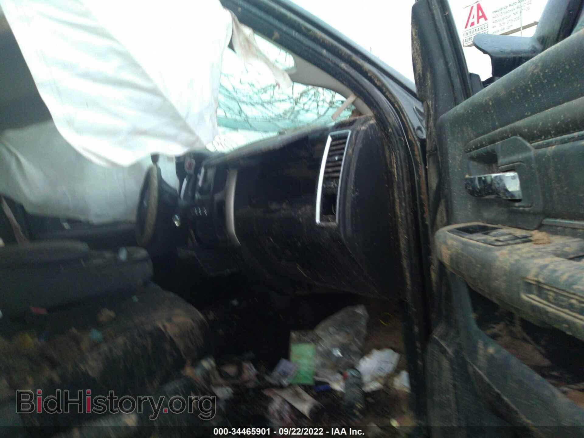 2016 RAM 2500 - VIN: 3C6TR5DTXGG379073 - Photo 5
